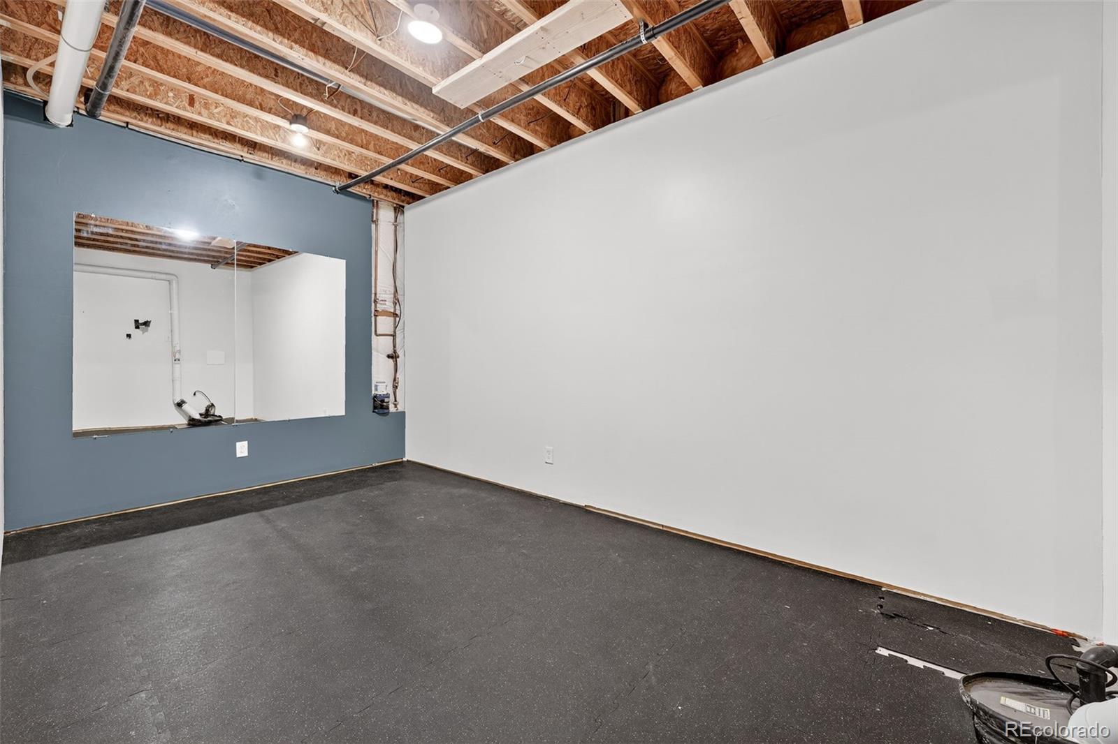 15193 St Paul Street