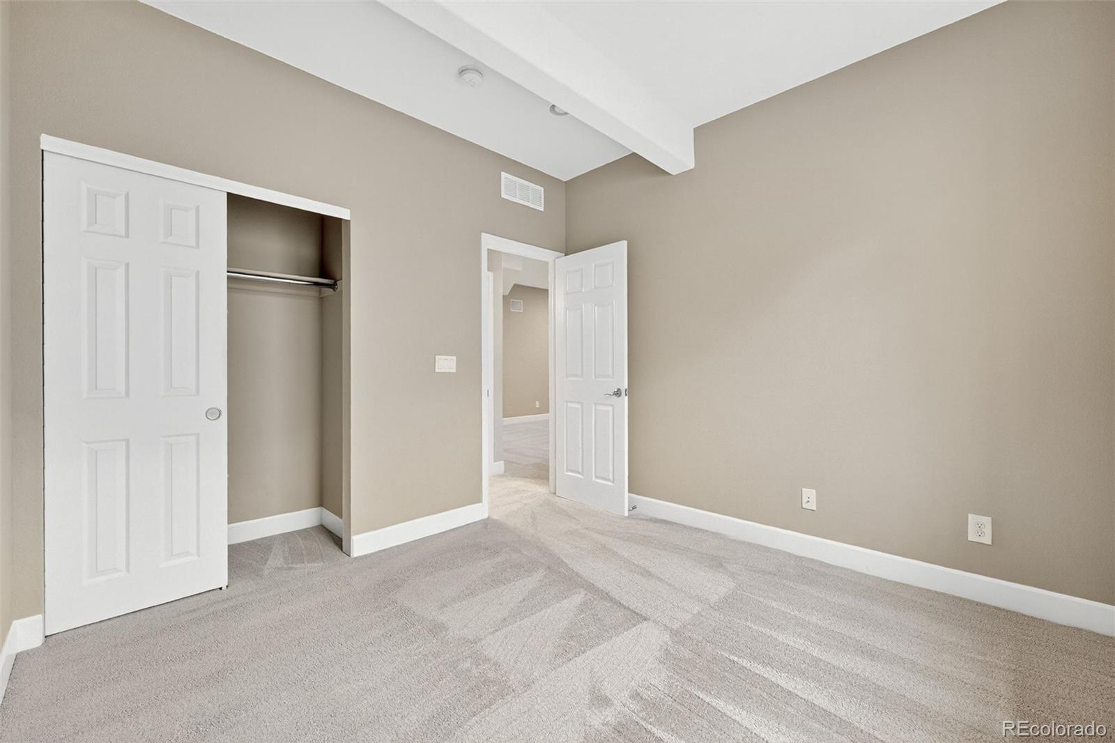 15193 St Paul Street