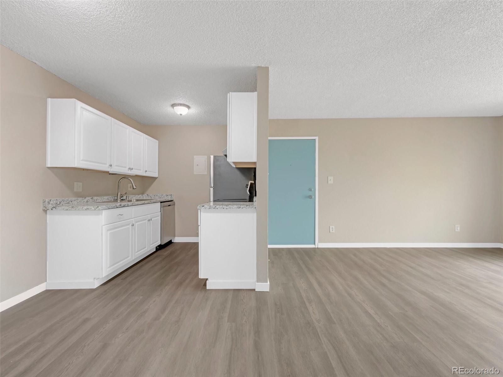 10211 Ura Lane Unit: 7-305