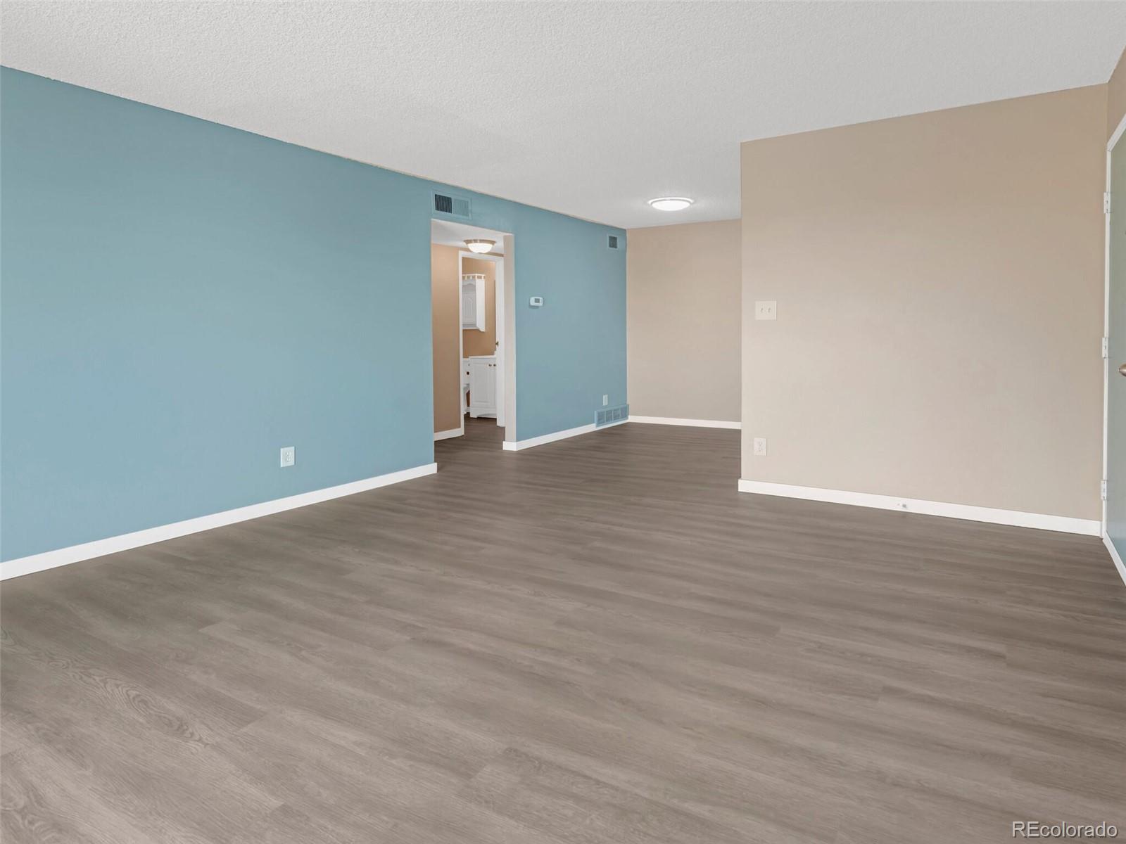 10211 Ura Lane Unit: 7-305