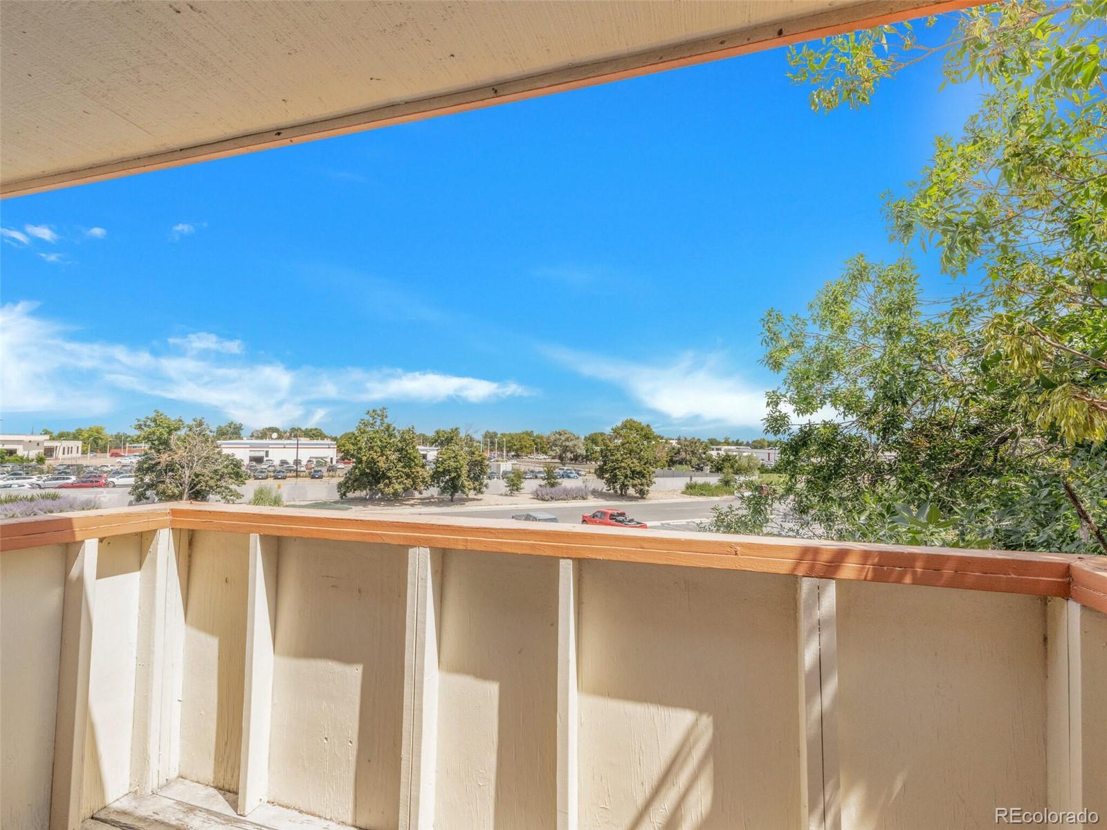 10211 Ura Lane Unit: 7-305