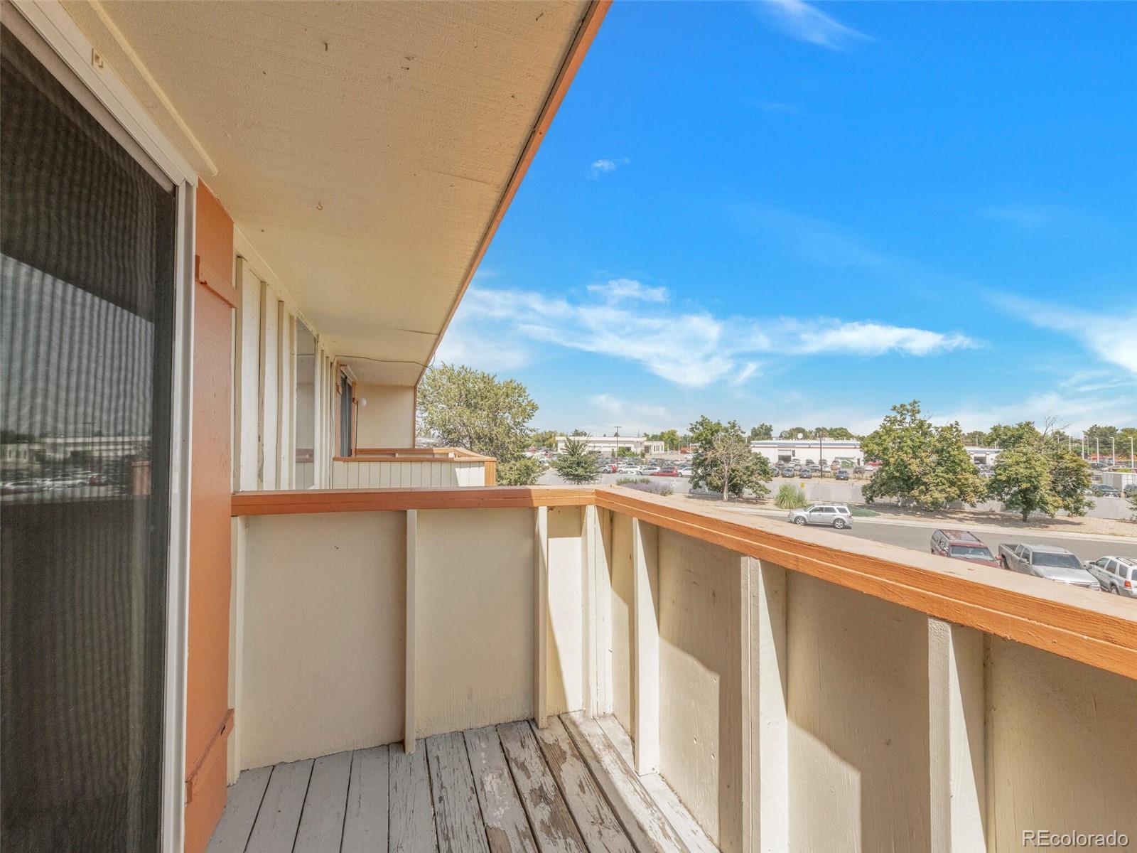 10211 Ura Lane Unit: 7-305