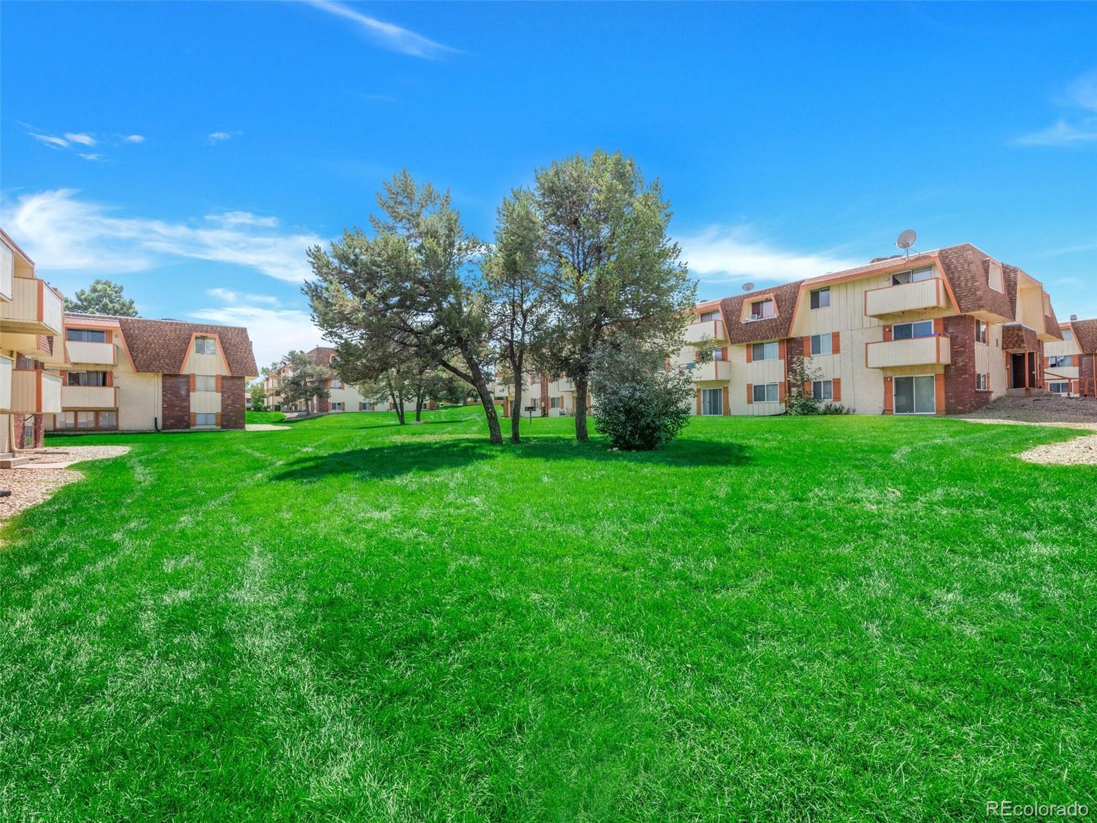 10211 Ura Lane Unit: 7-305