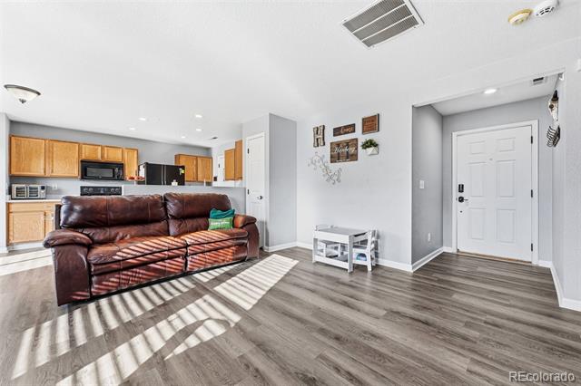 733 Canyon Lane