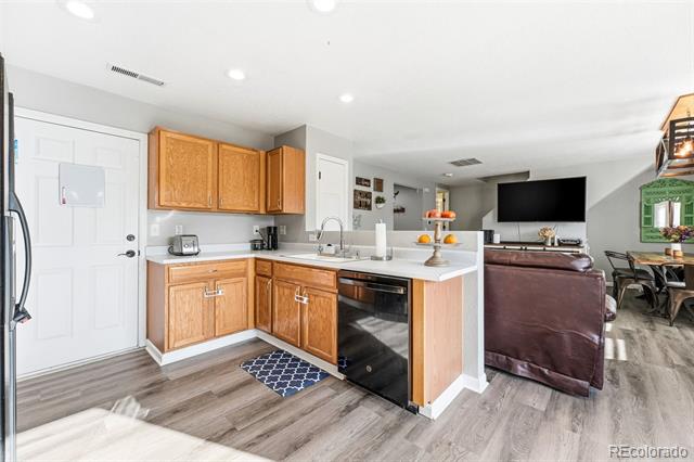 733 Canyon Lane