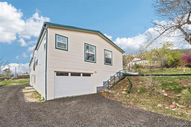5001 Holiday Drive