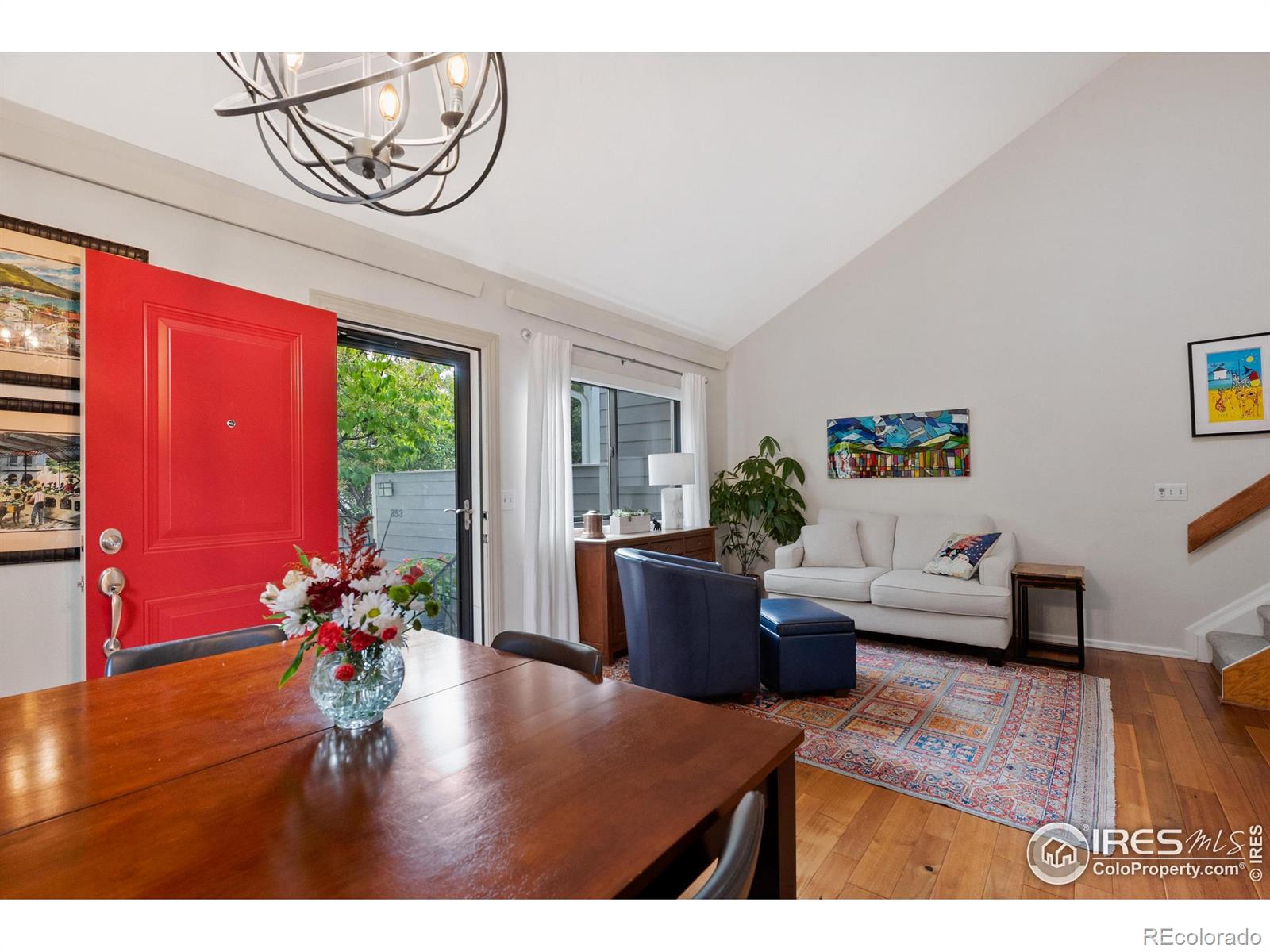 353 S Taft Court Unit: 1