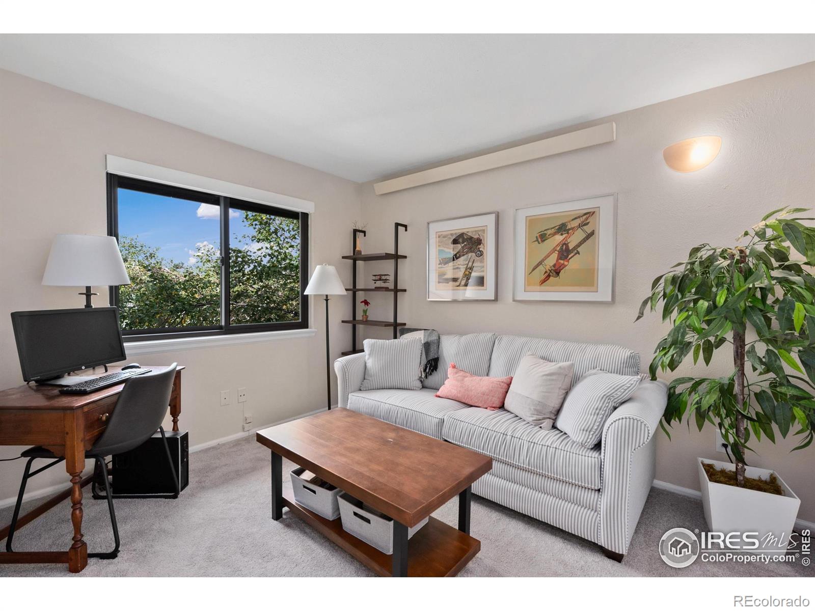 353 S Taft Court Unit: 1