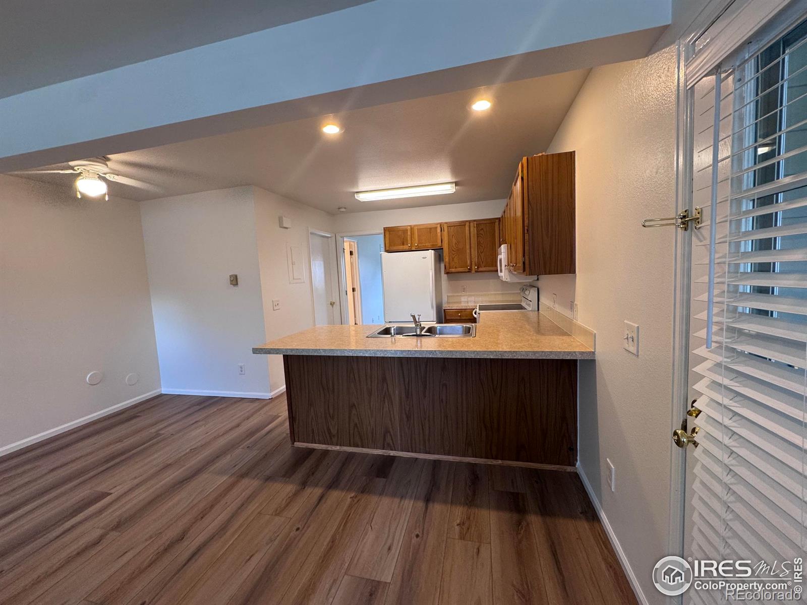 3565 Windmill Drive Unit: 3