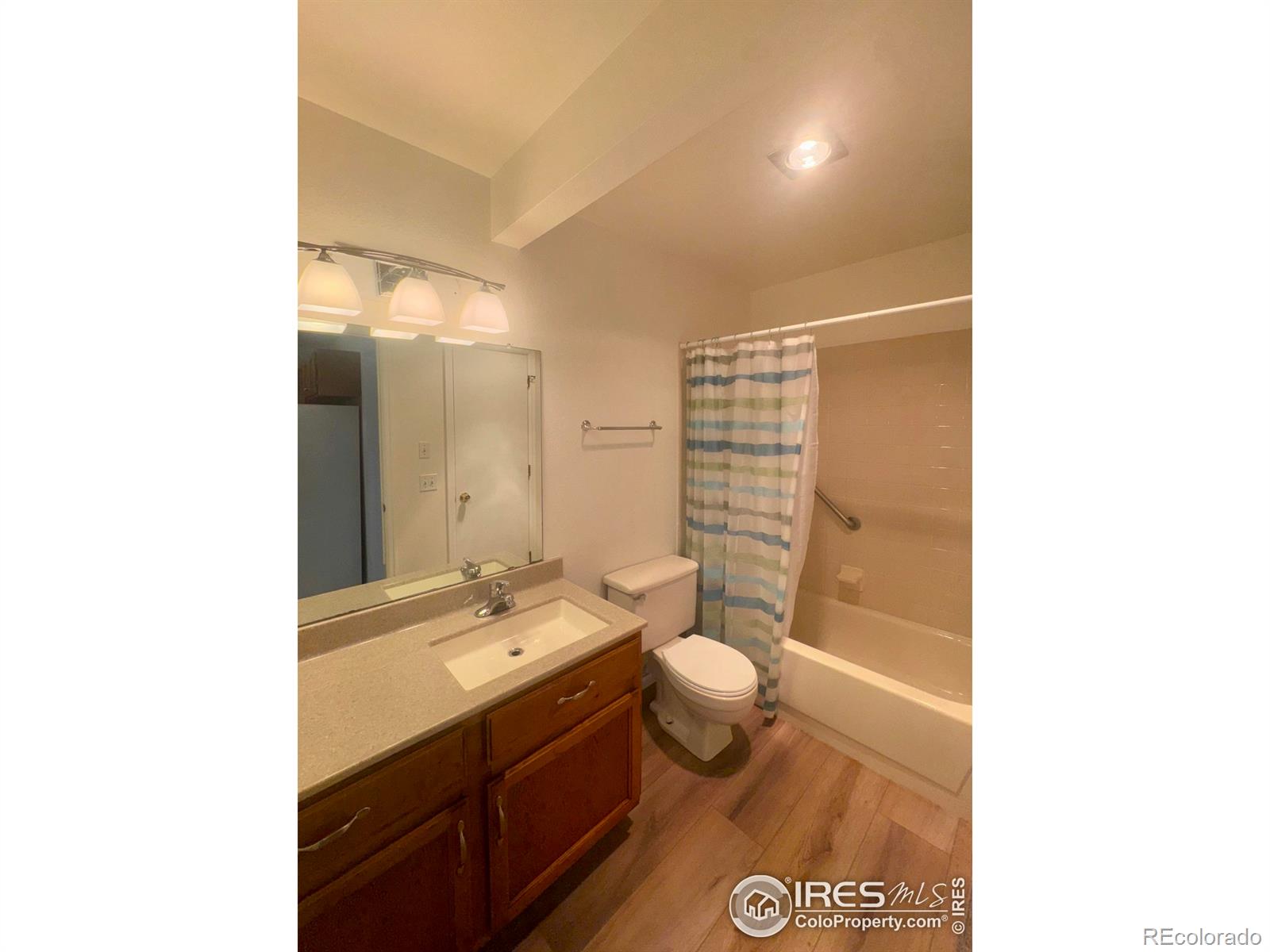 3565 Windmill Drive Unit: 3