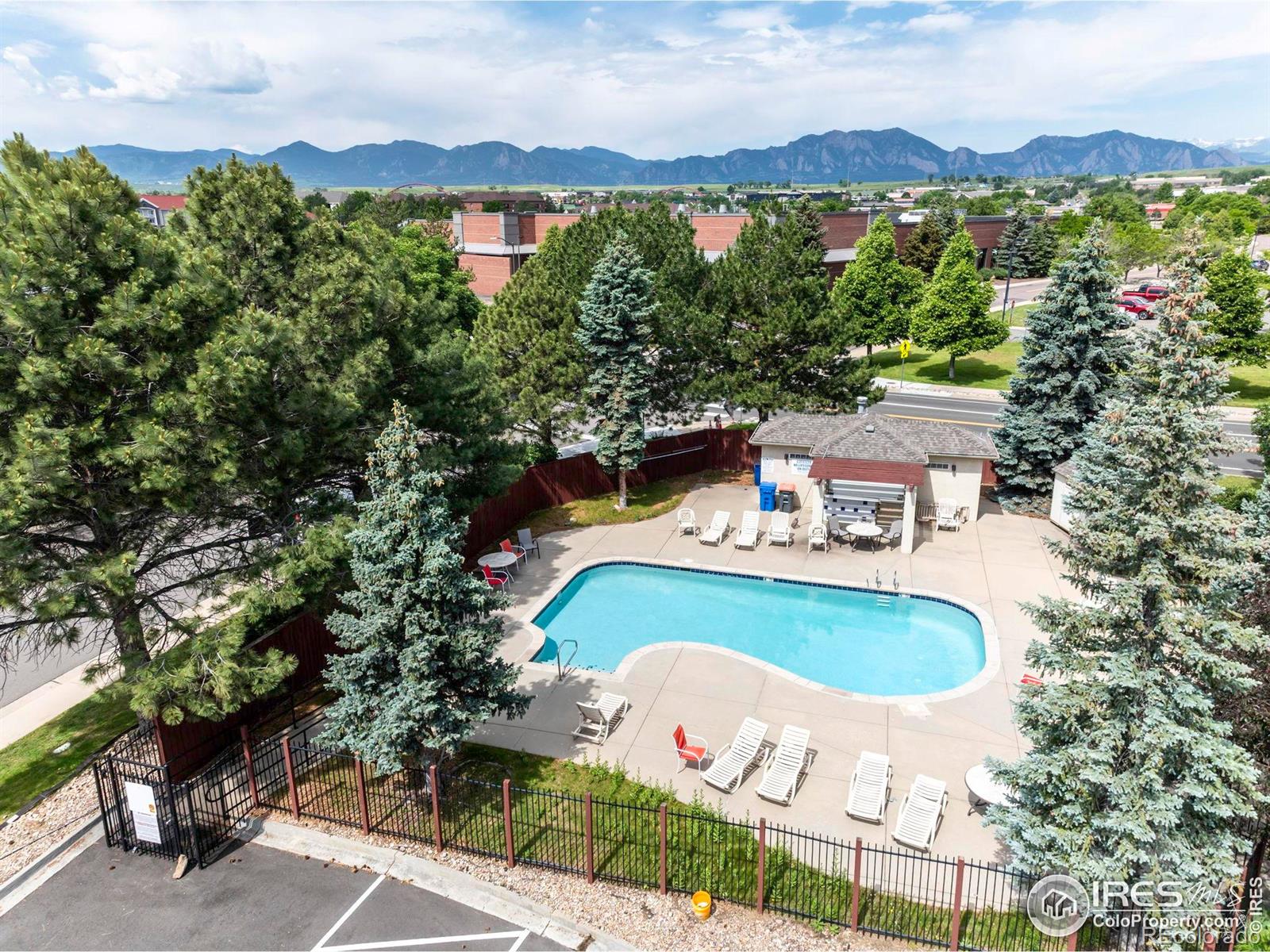 651 Ridgeview Drive