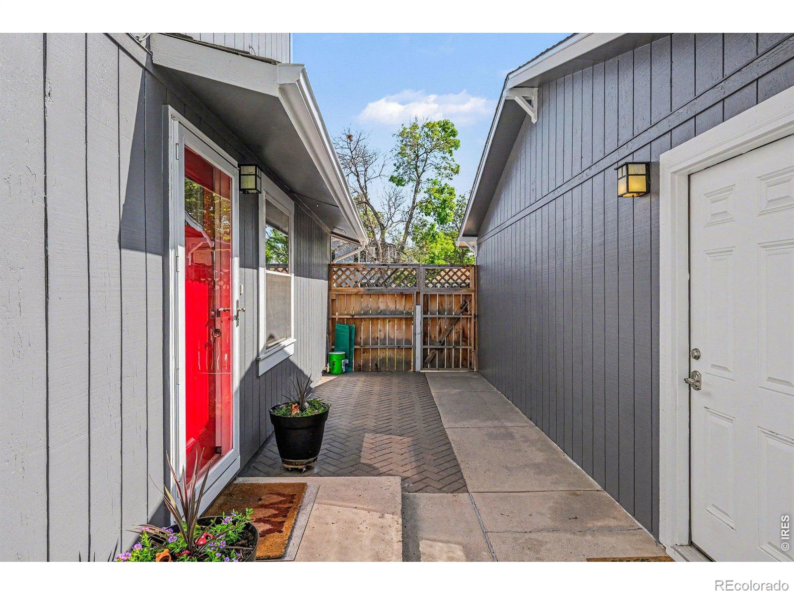 1912 Devonshire Drive