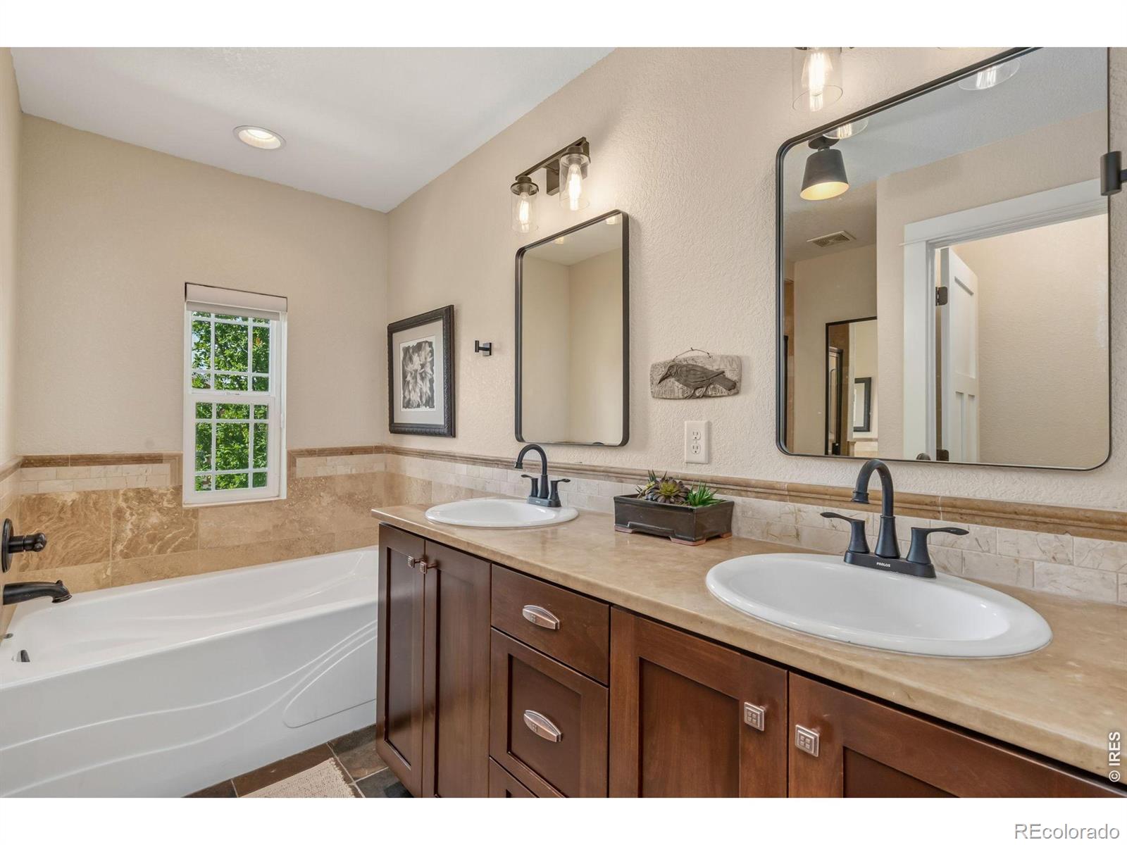 2102 Kerry Hill Drive