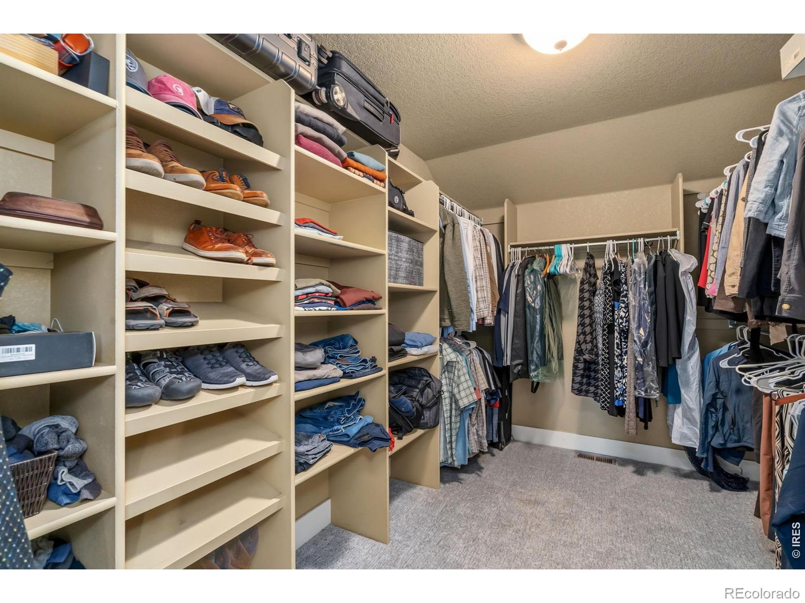 2102 Kerry Hill Drive