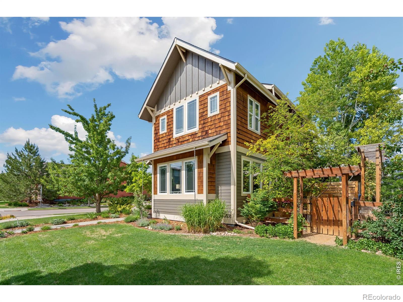 2102 Kerry Hill Drive