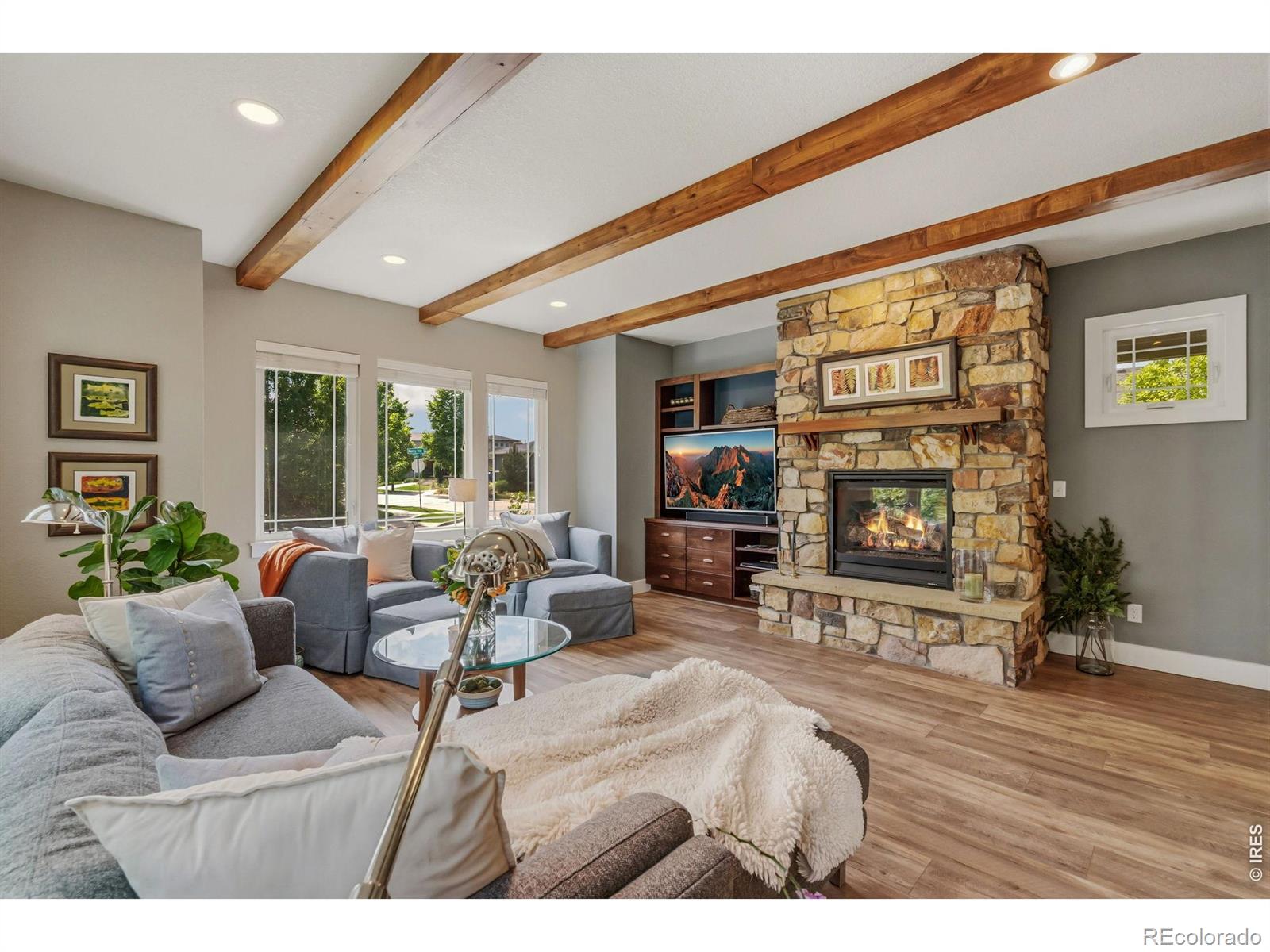 2102 Kerry Hill Drive