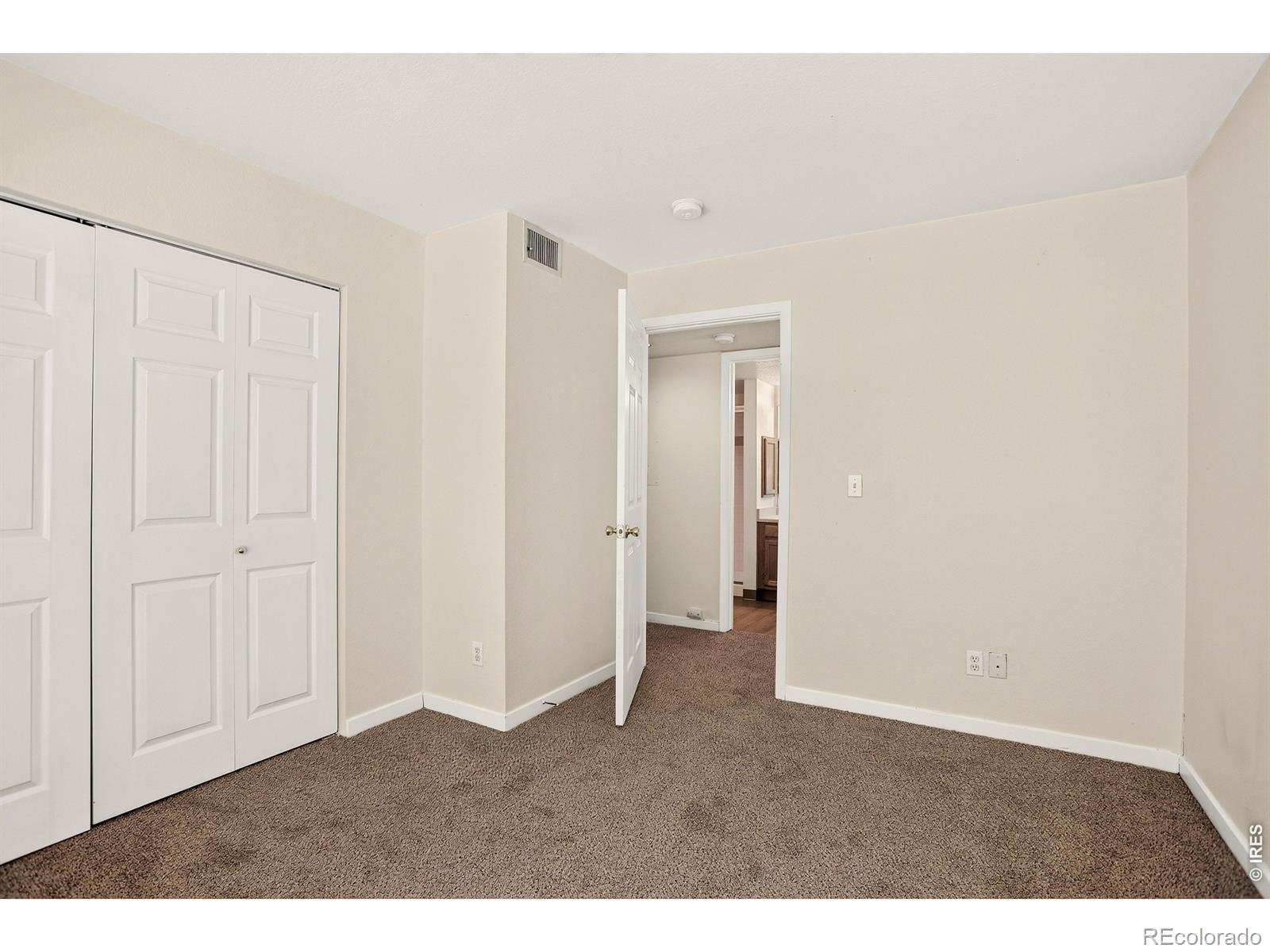 1225 W Prospect Road Unit: 40