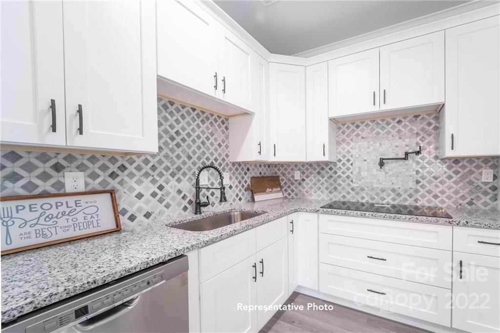 1400 Riverside Drive
