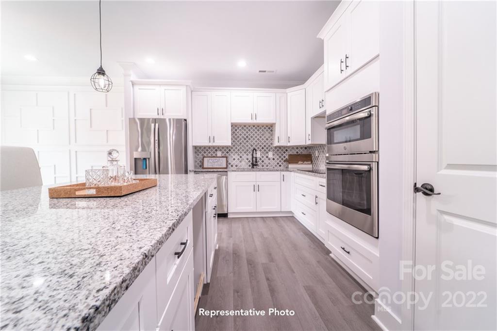 1400 Riverside Drive