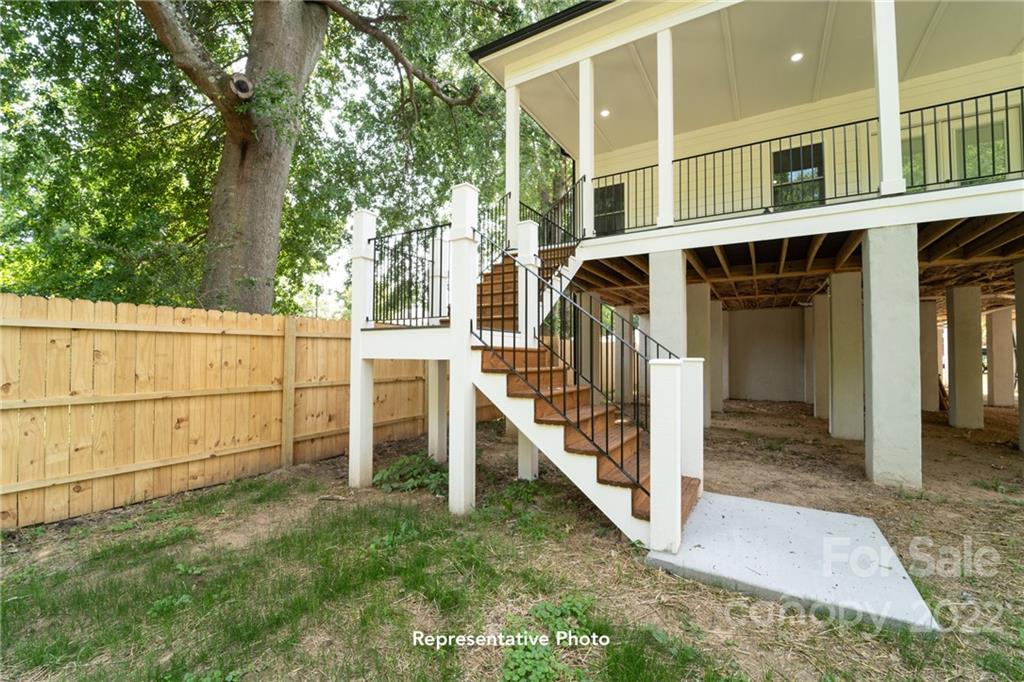 1400 Riverside Drive
