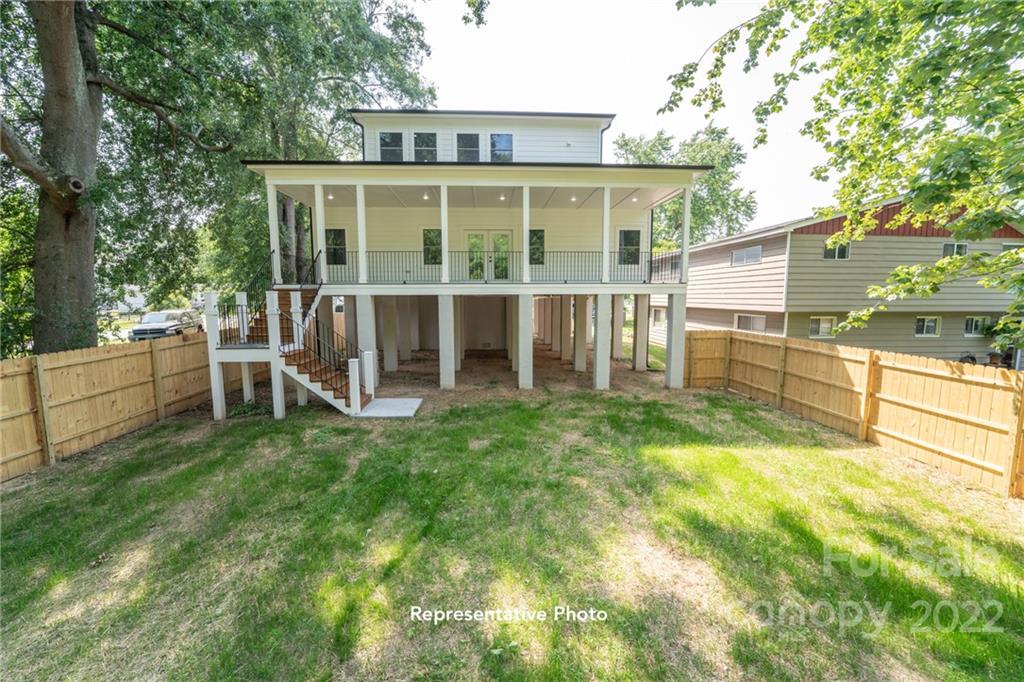 1400 Riverside Drive