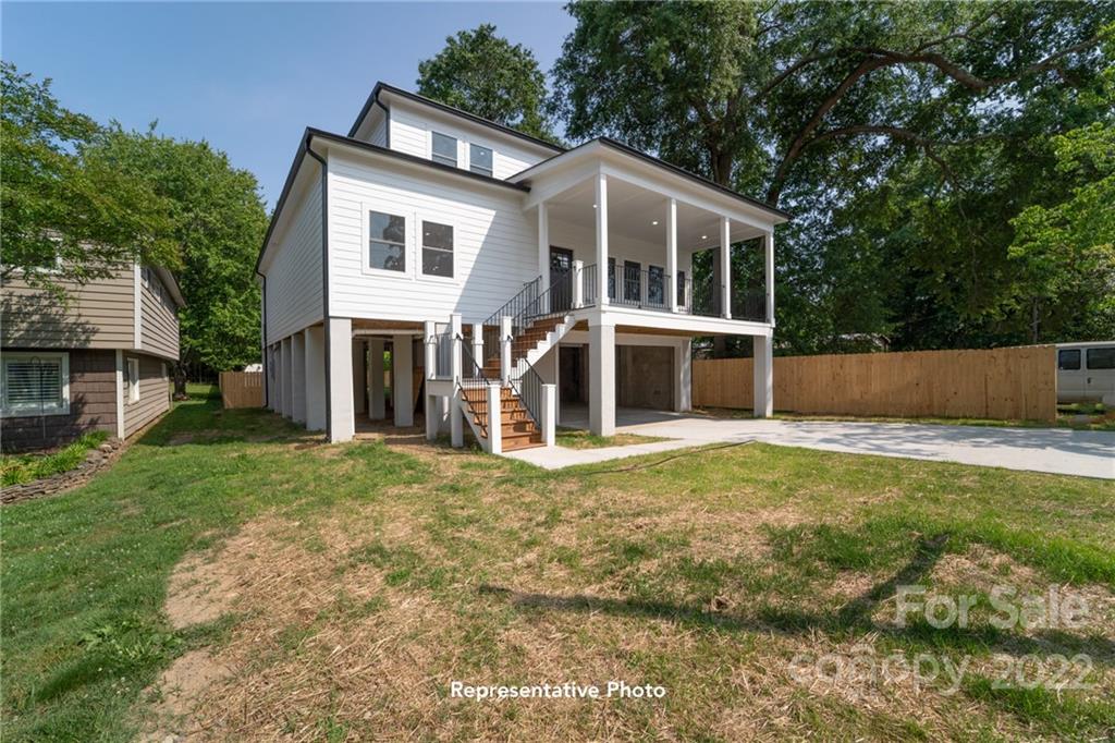 1400 Riverside Drive