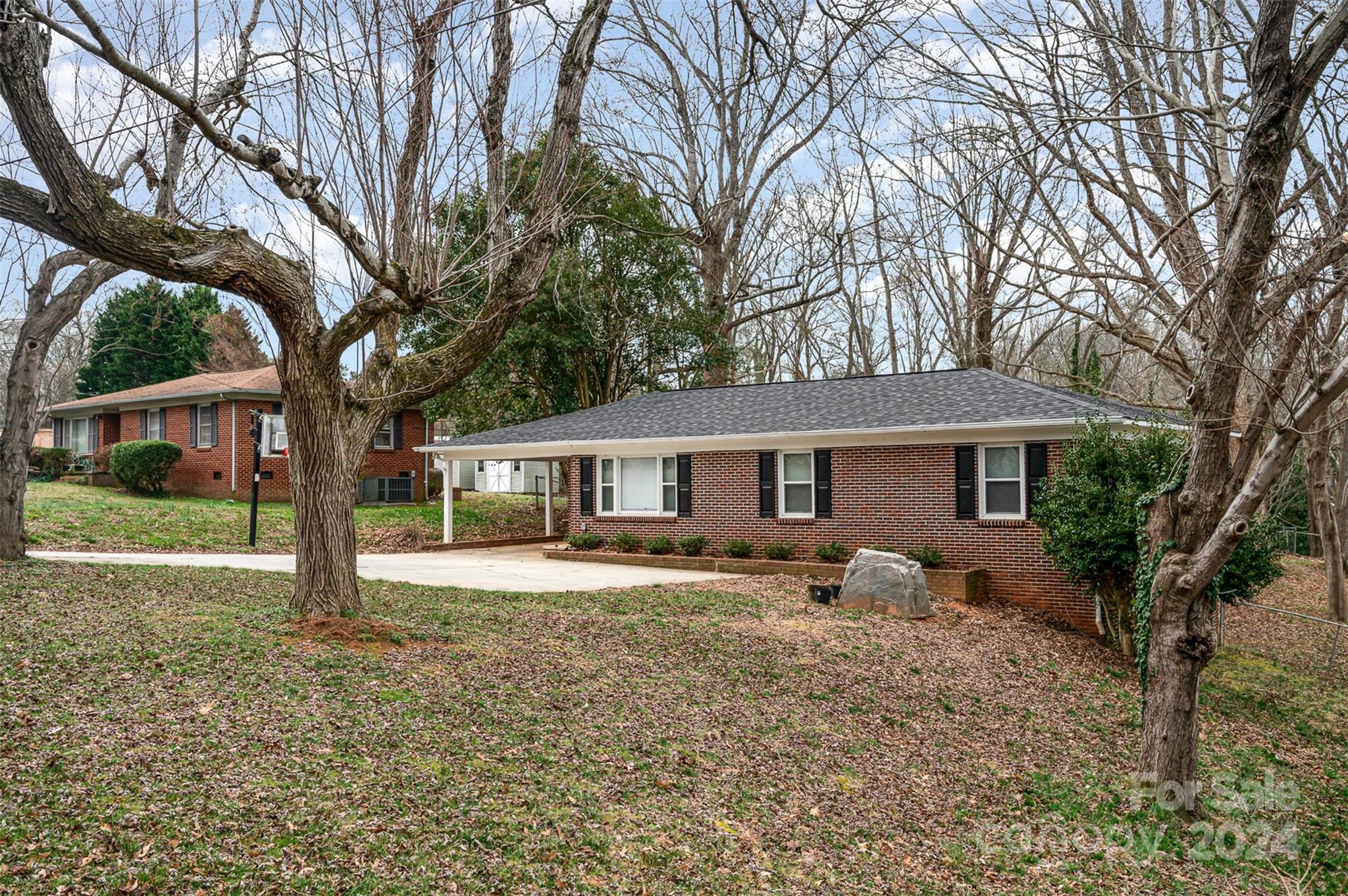109 Lafayette Road