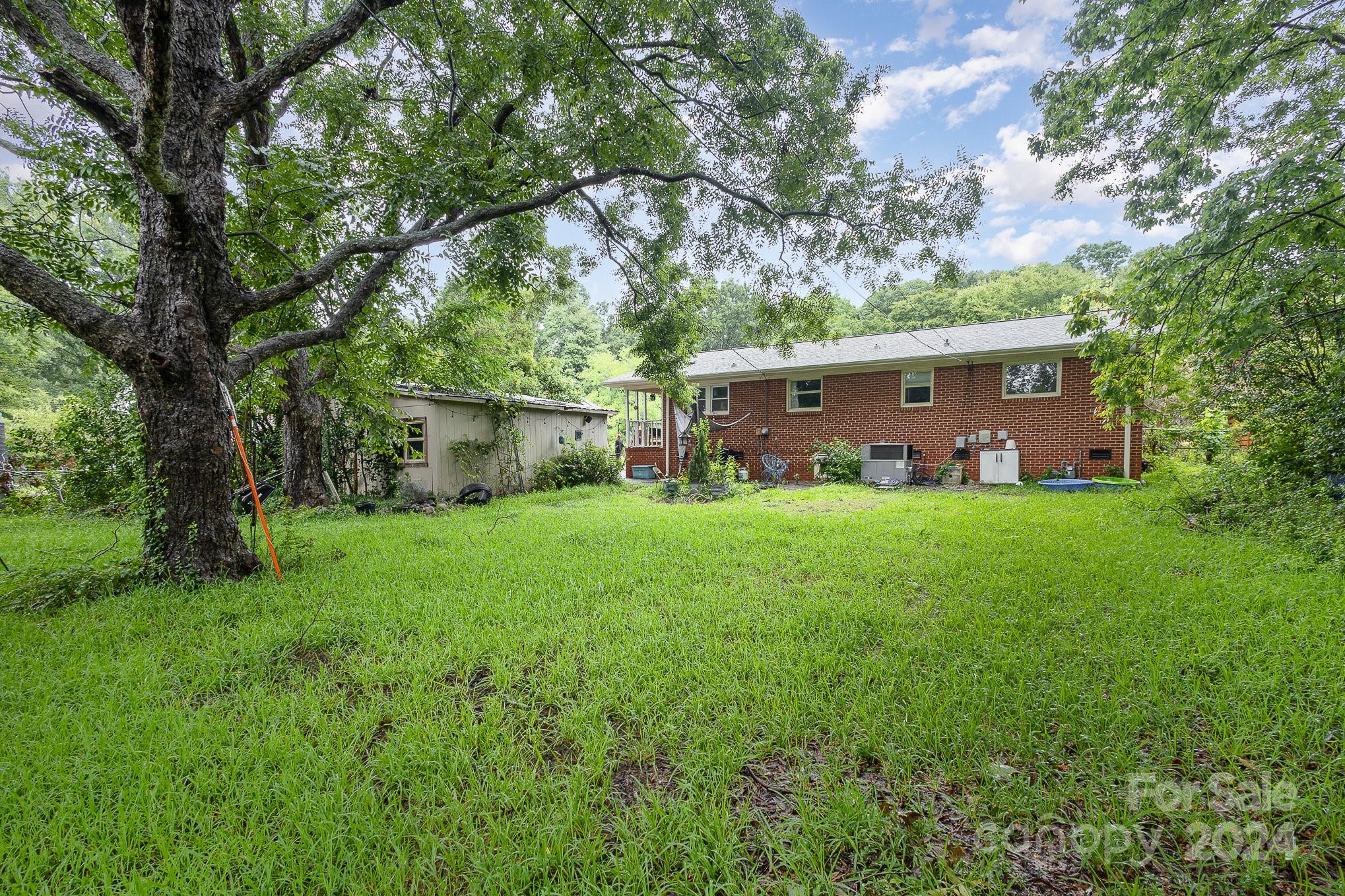 3540 Edsel Place