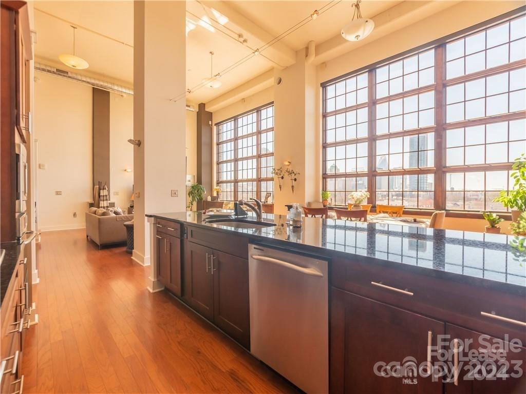 715 N Graham Street Unit: 508