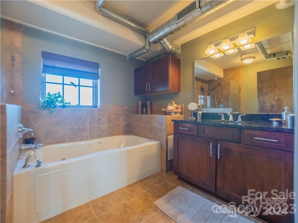 715 N Graham Street Unit: 508