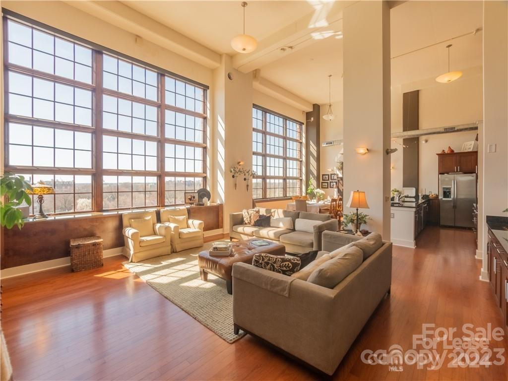 715 N Graham Street Unit: 508
