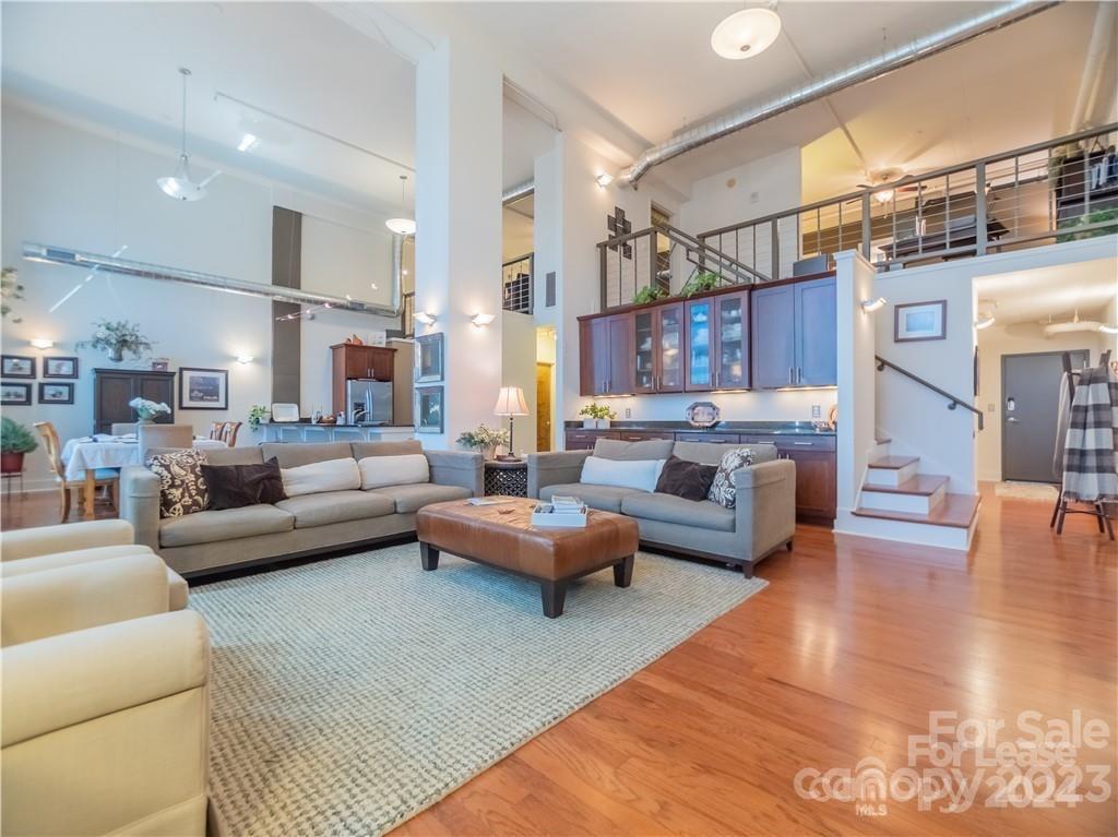 715 N Graham Street Unit: 508