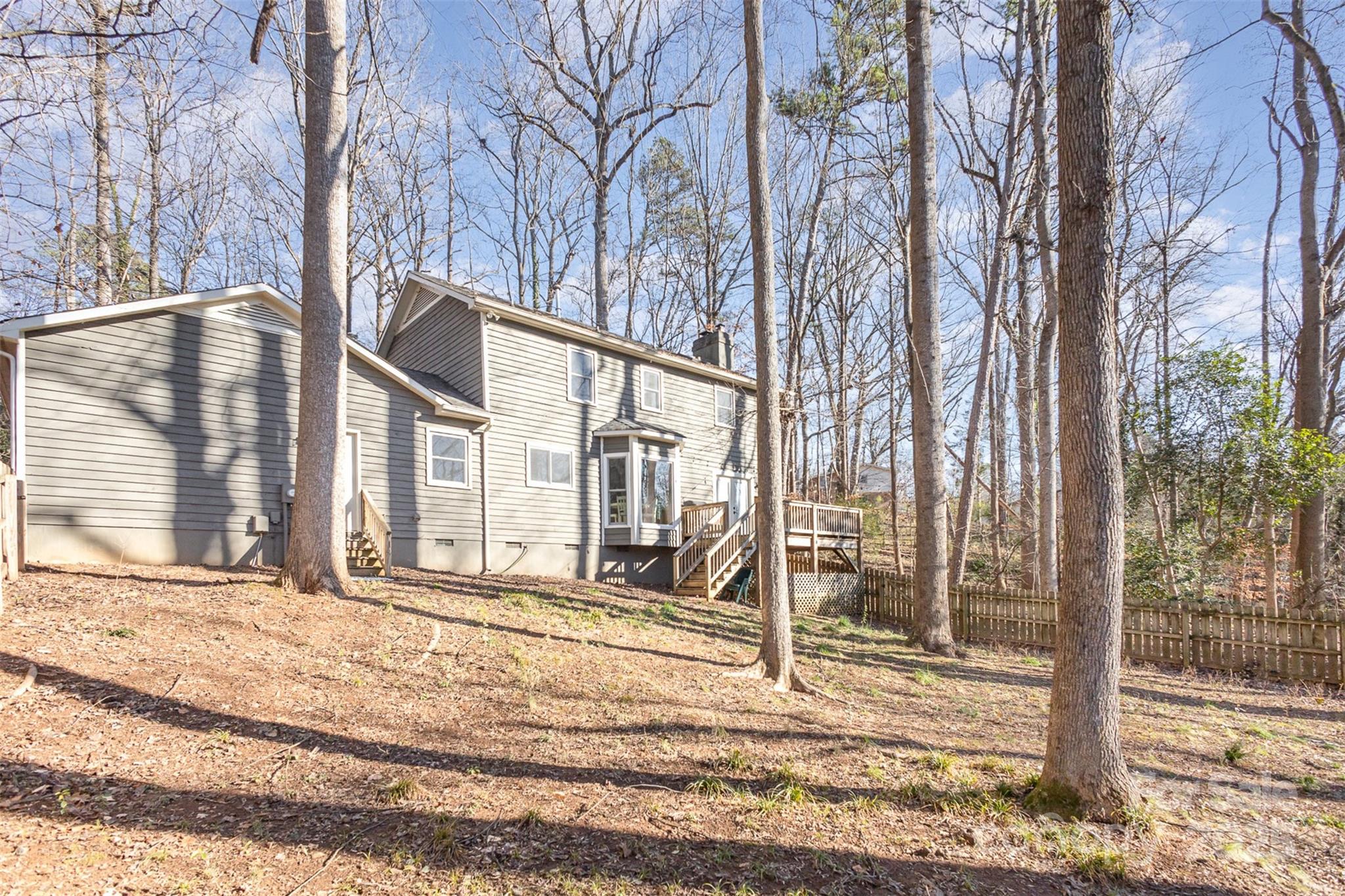 2817 Desmond Place