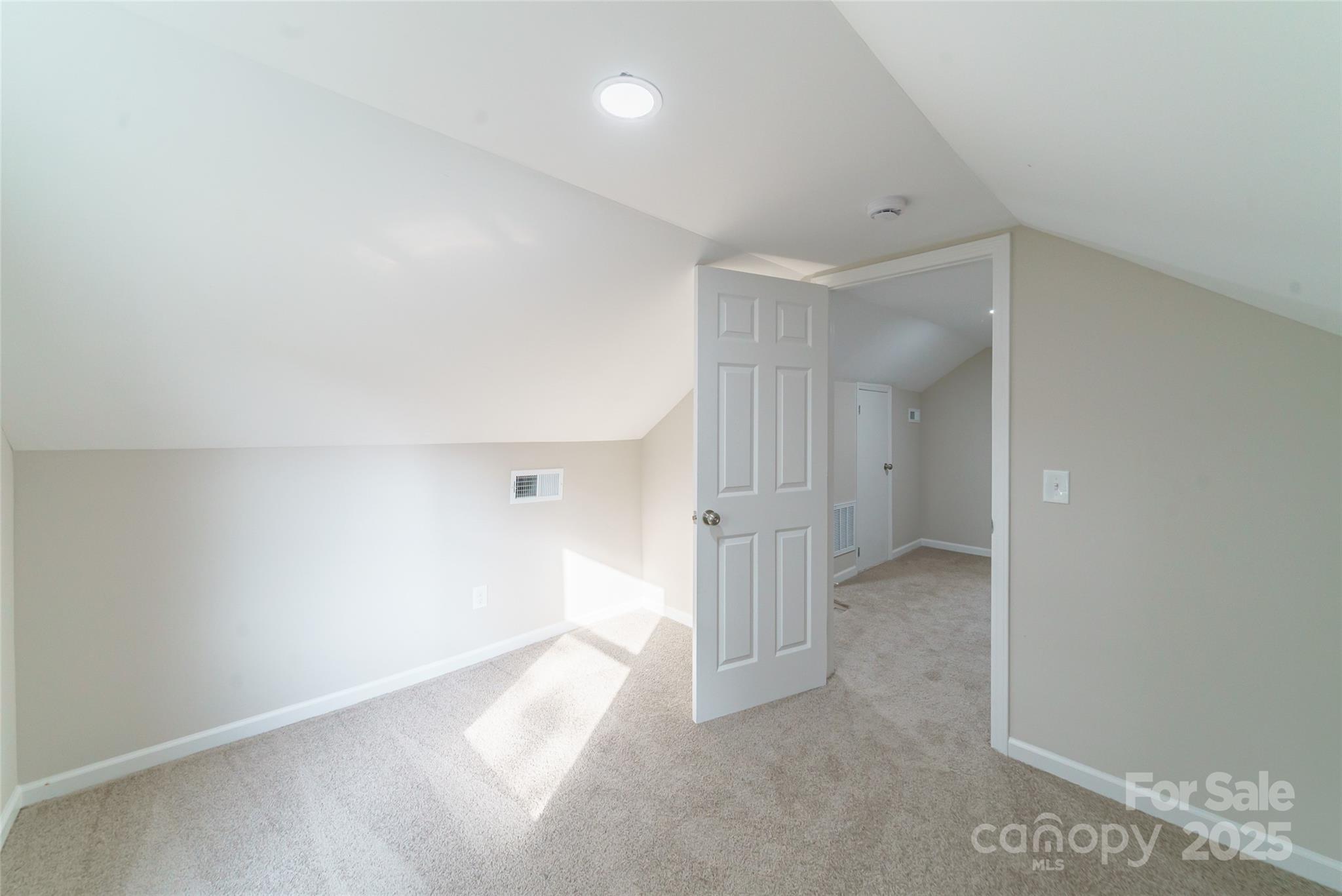 2500 S Ridge Avenue