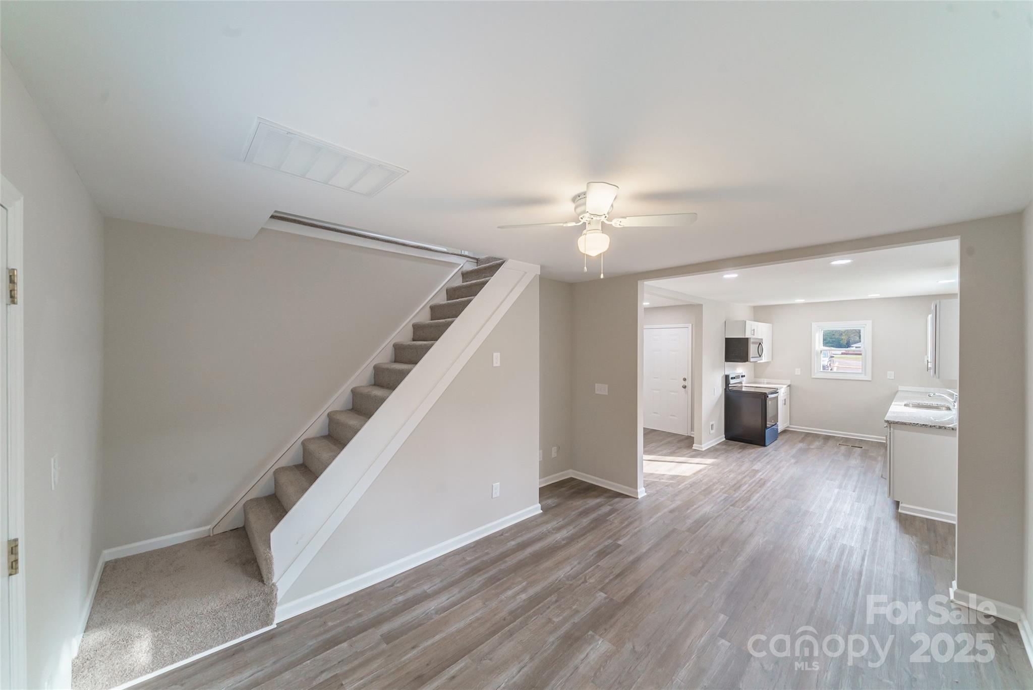 2500 S Ridge Avenue