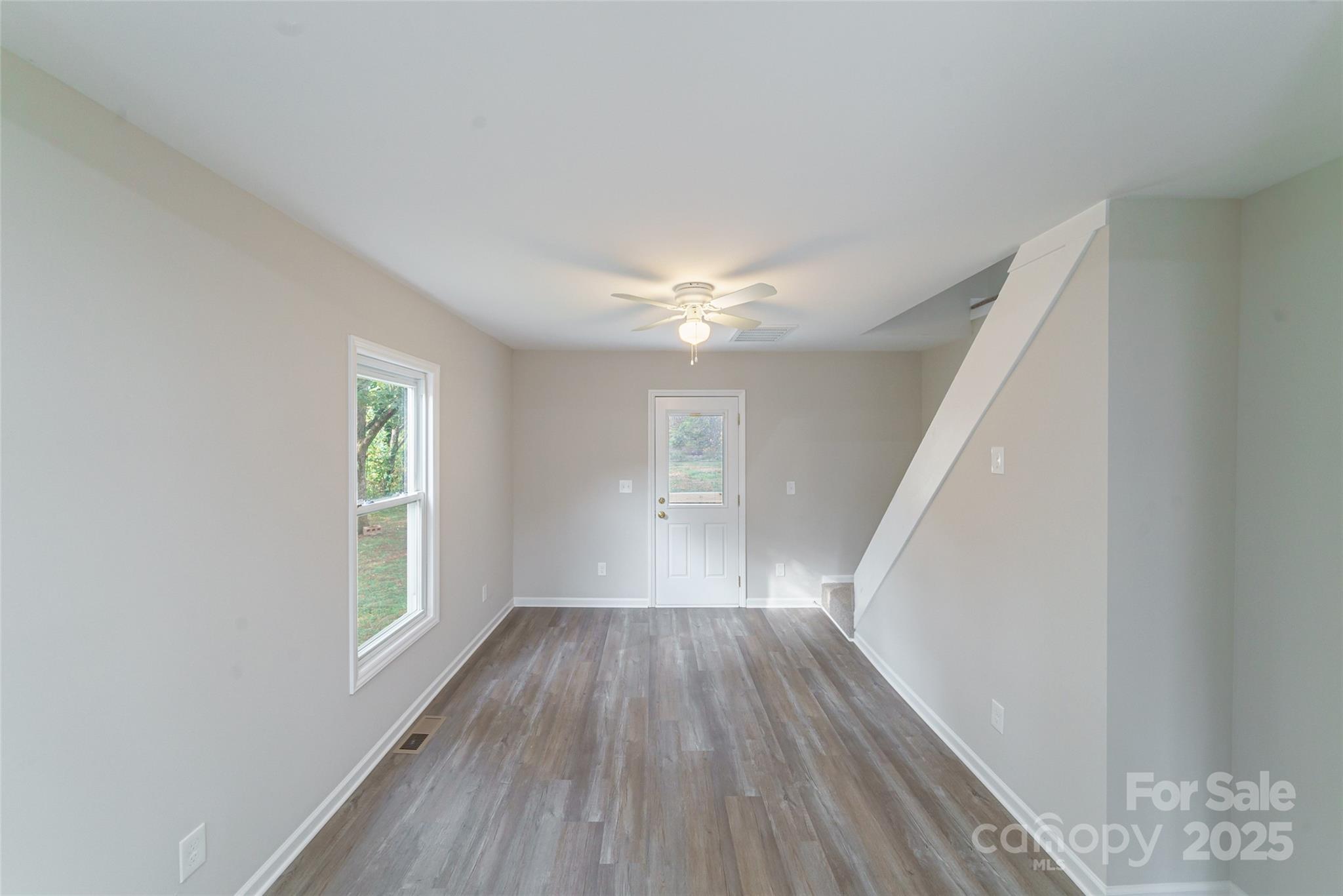 2500 S Ridge Avenue