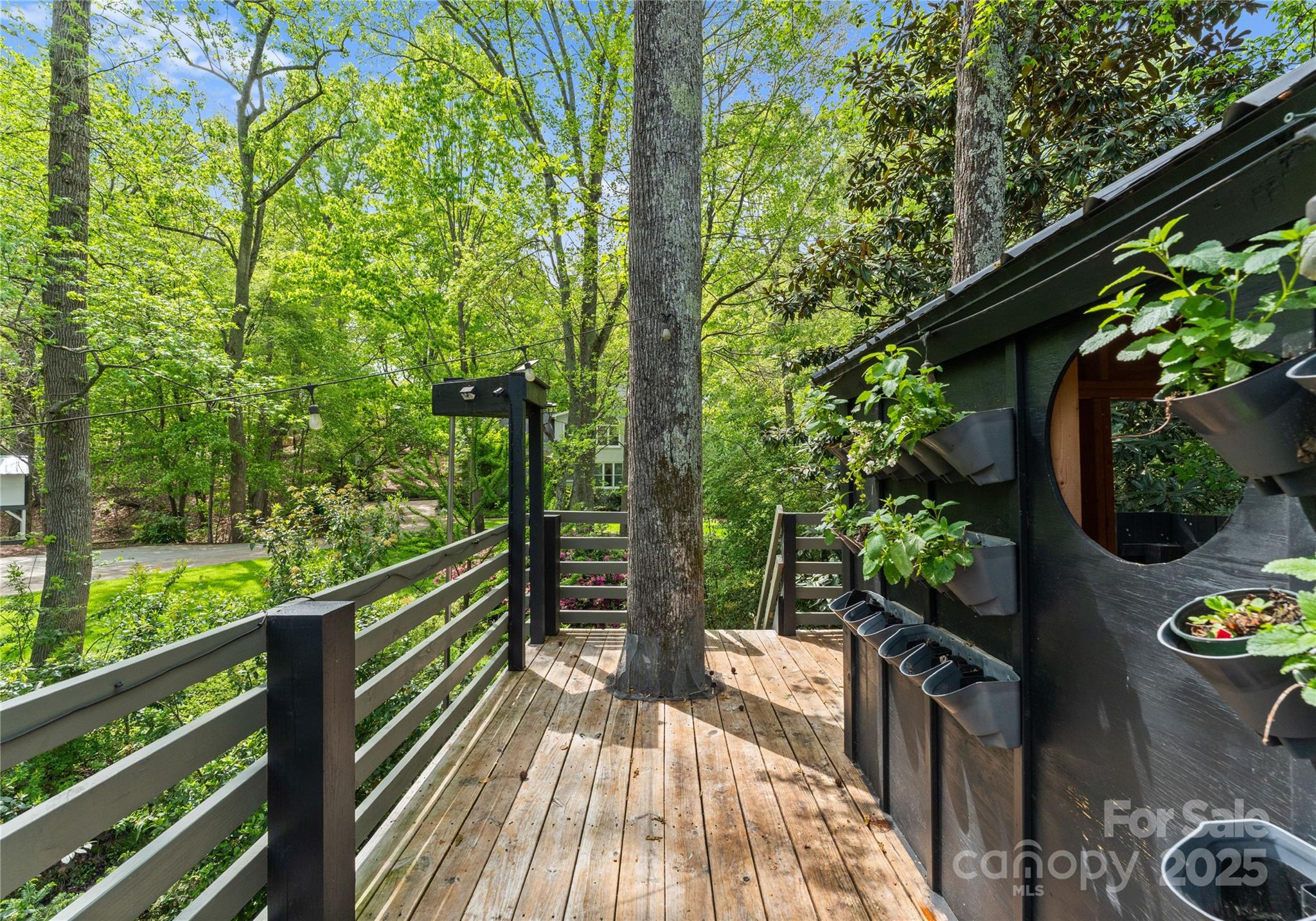 2720 Moss Spring Road