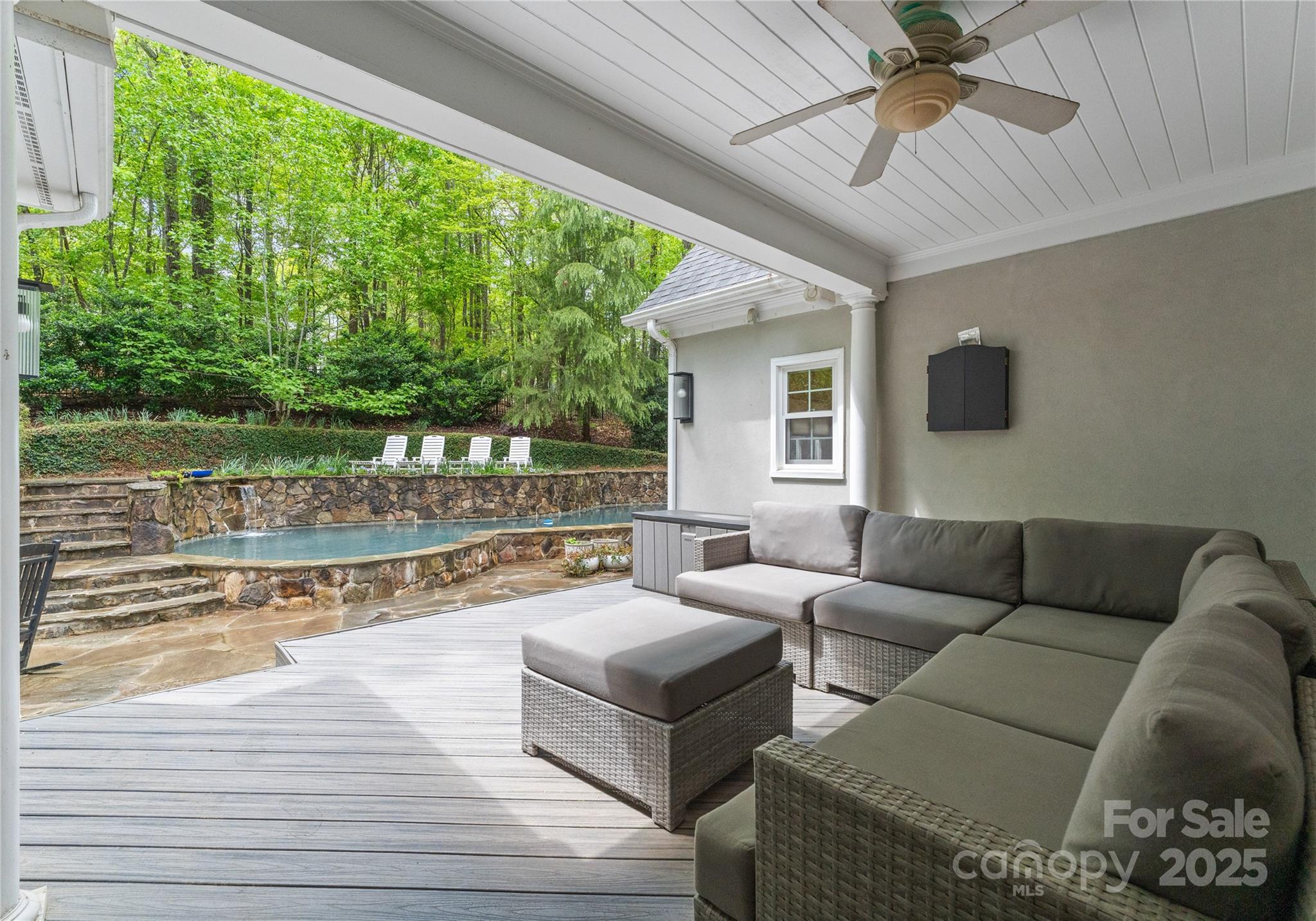 2720 Moss Spring Road