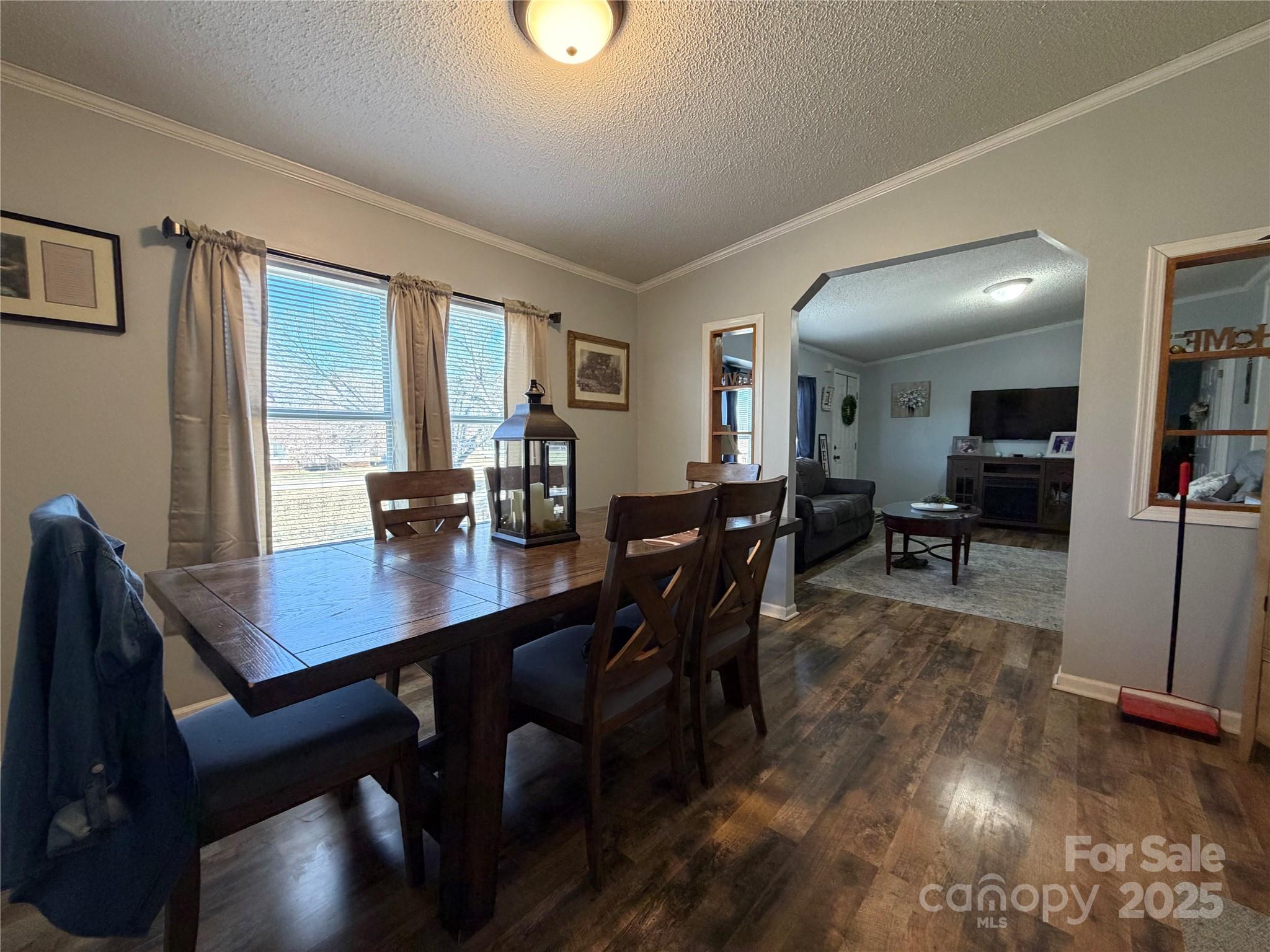 102 Beechwood Drive