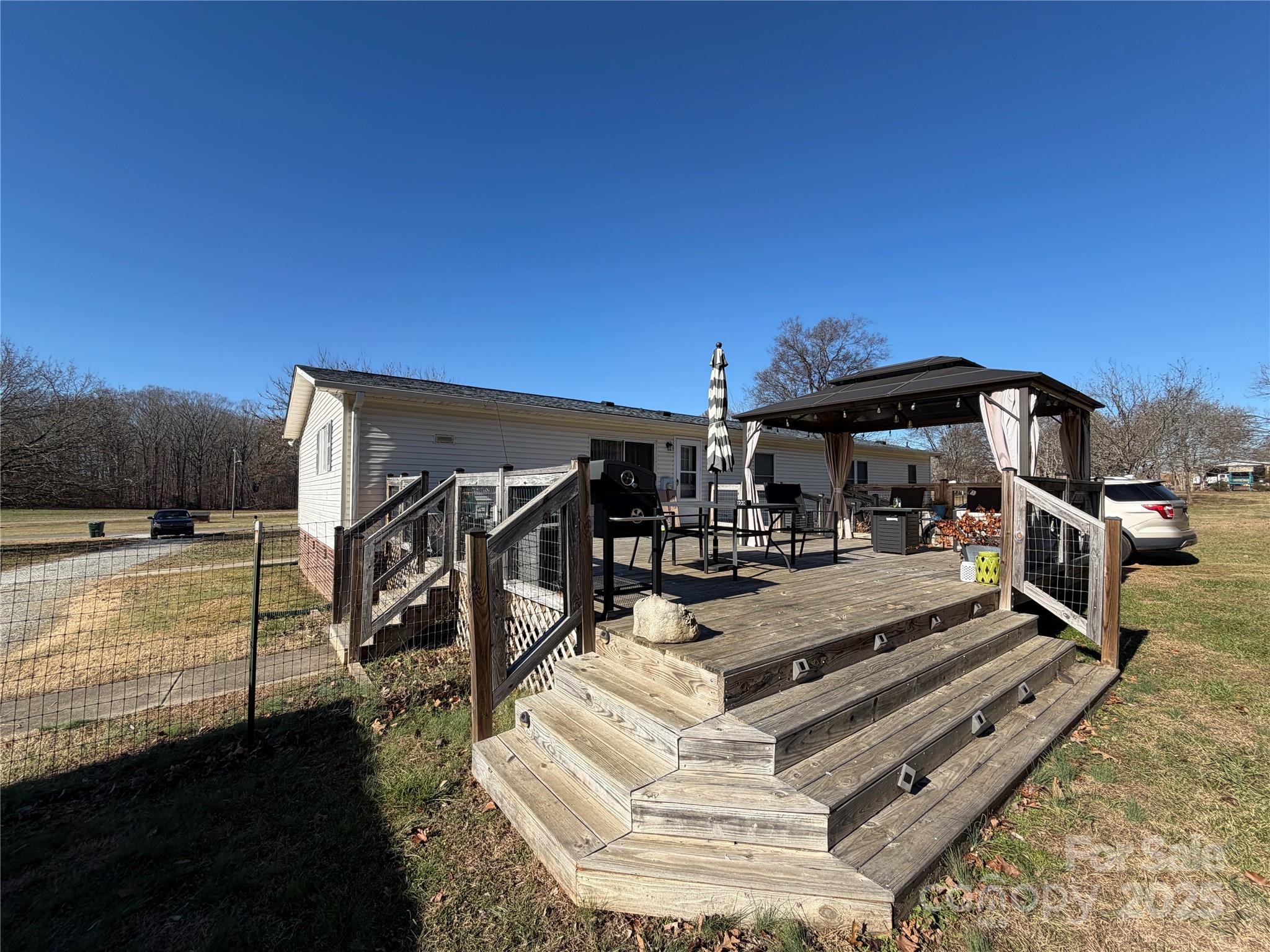 102 Beechwood Drive