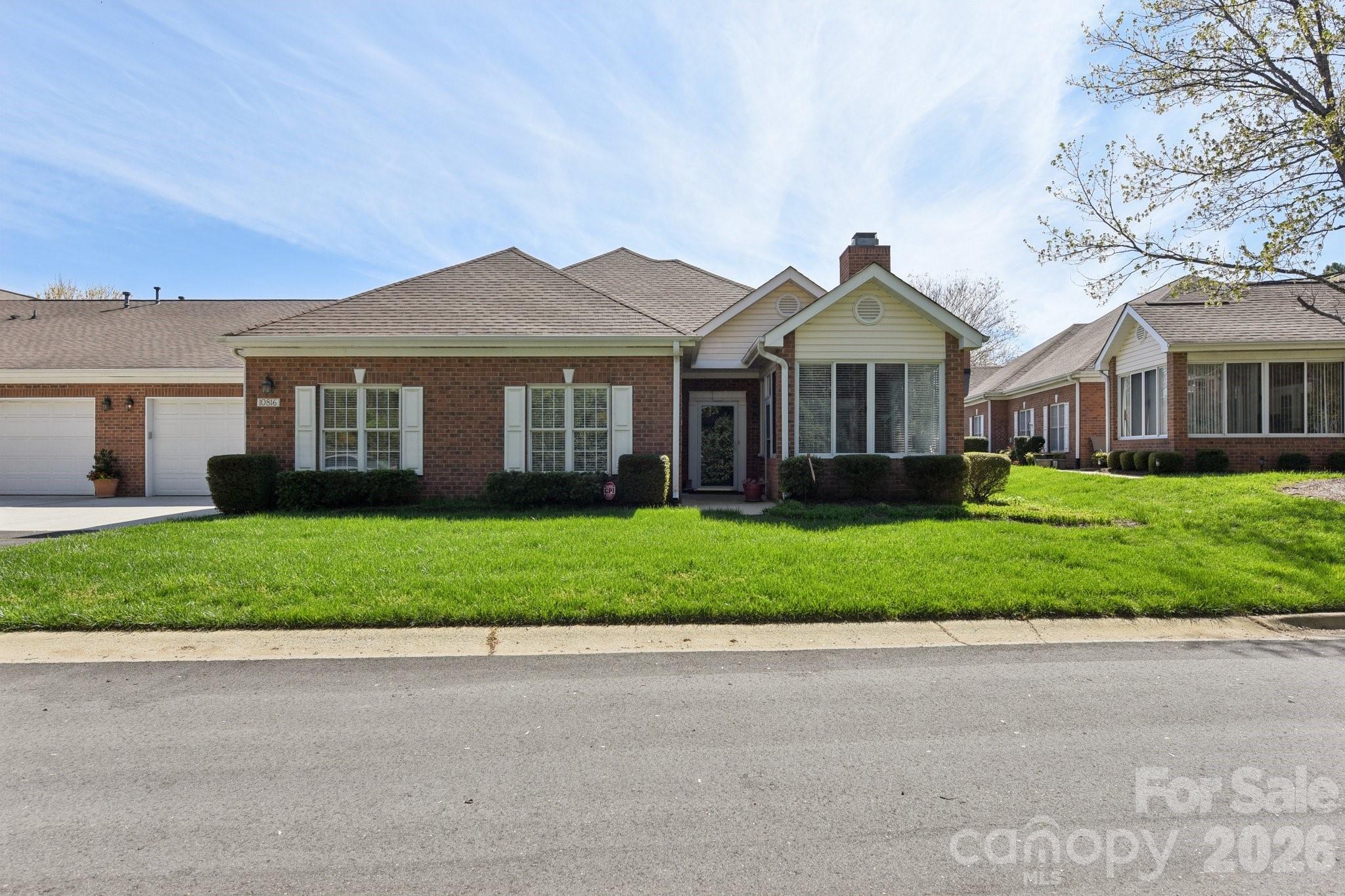 10816 Willow Crossing Drive