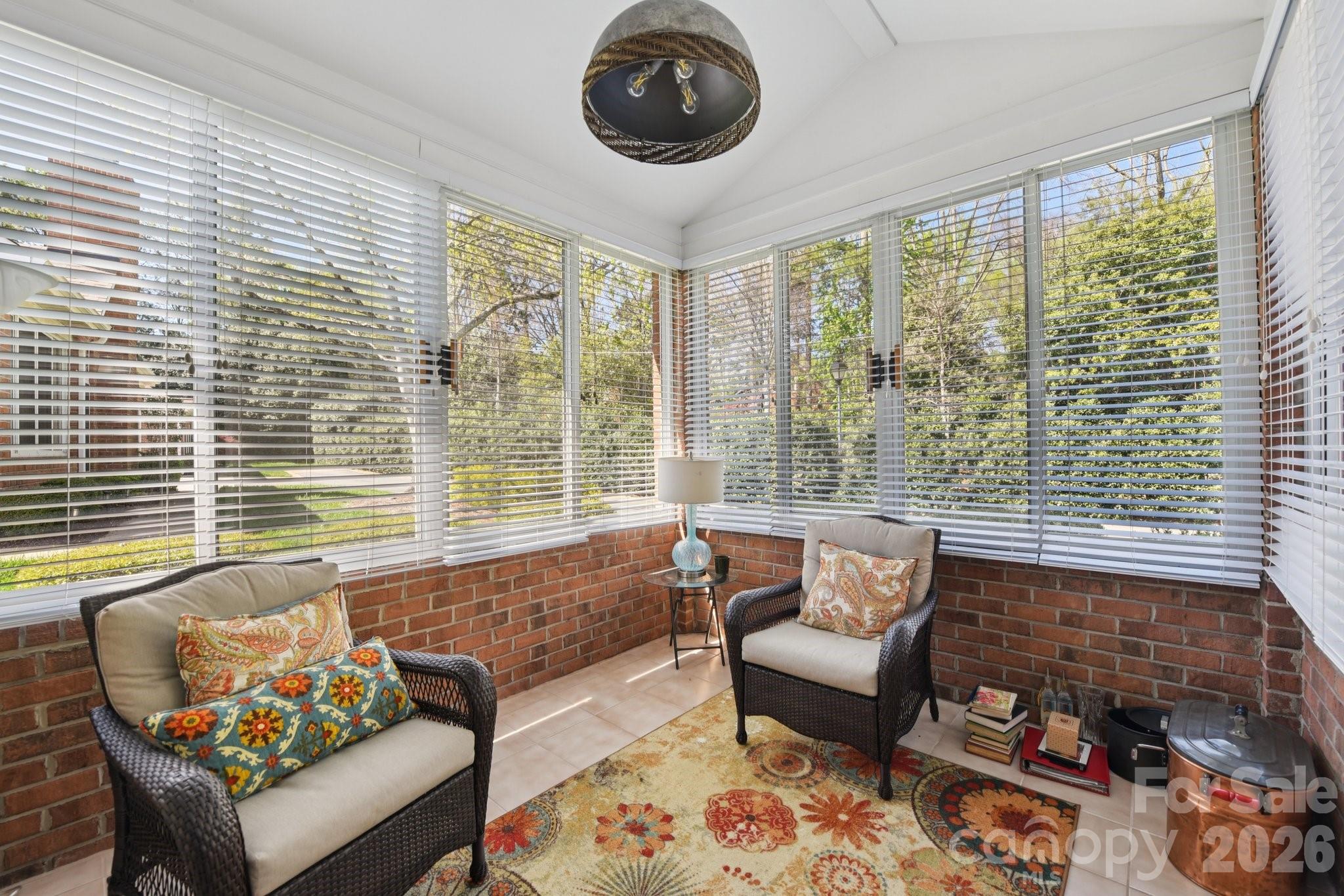 10816 Willow Crossing Drive