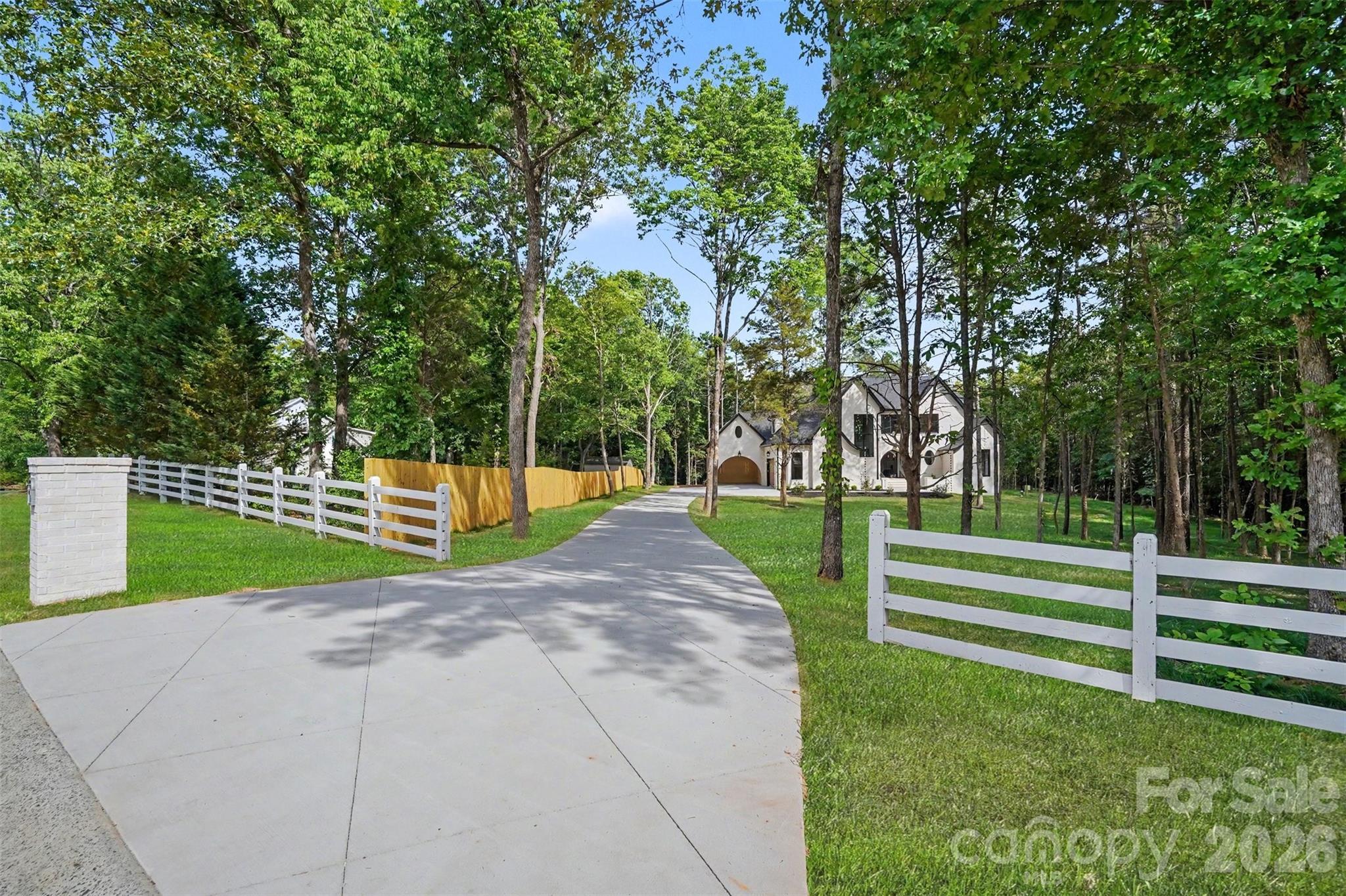 8124 Asheley Glen Drive