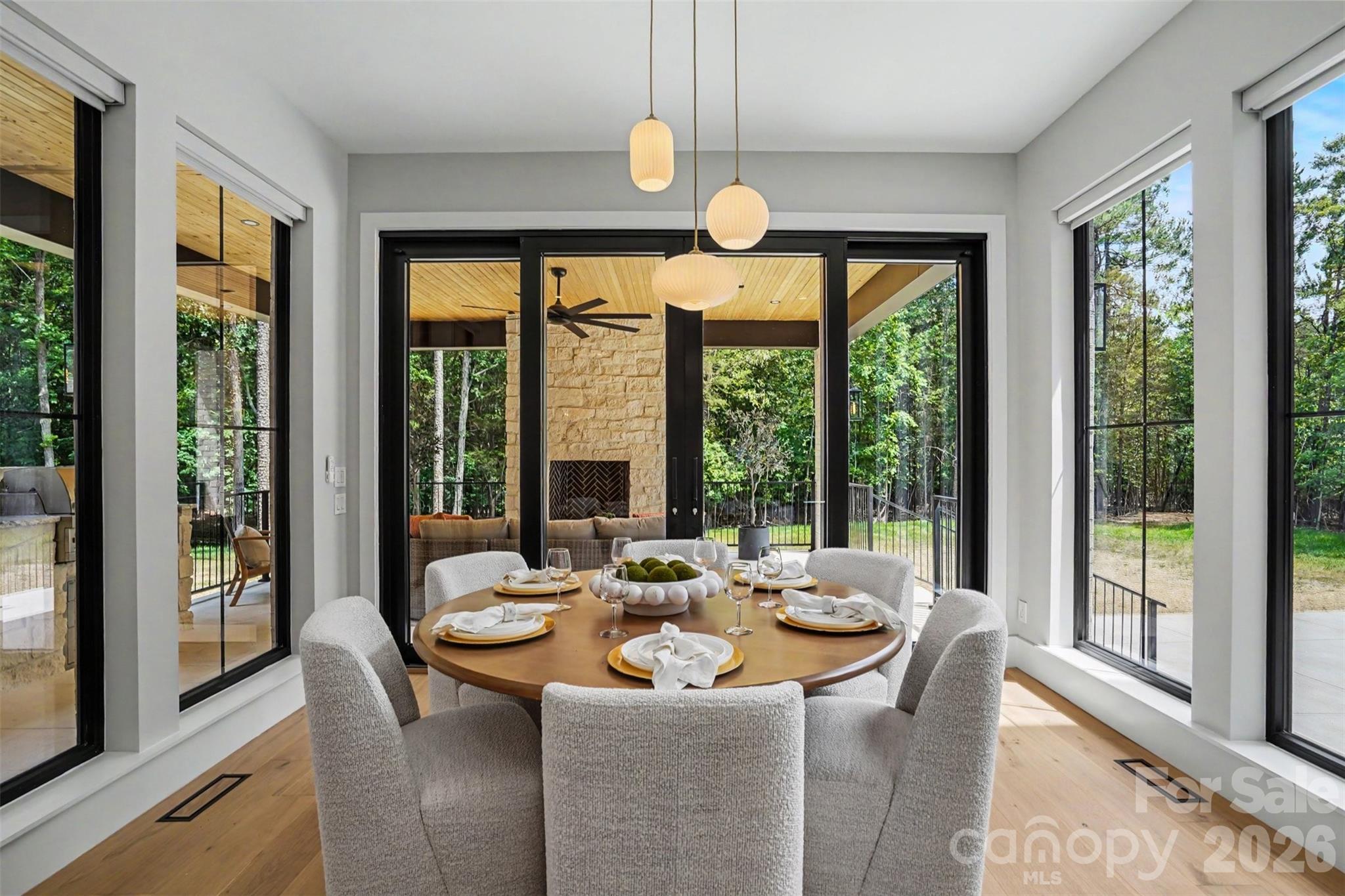 8124 Asheley Glen Drive