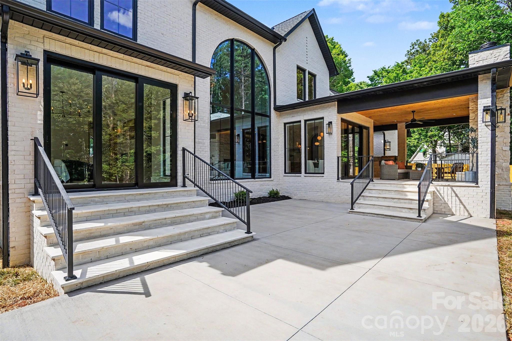 8124 Asheley Glen Drive