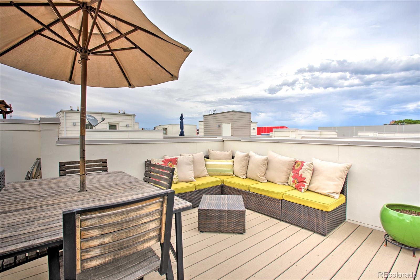 3415 Larimer Street Unit: 105