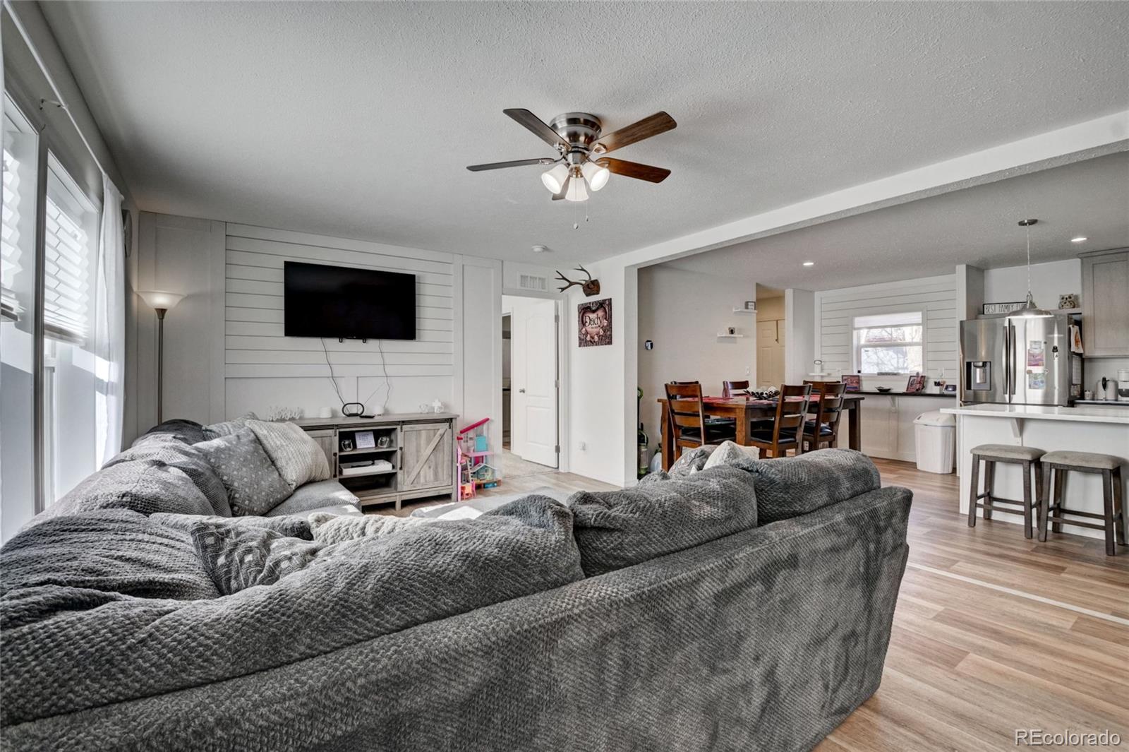 2885 E Mideway Boulevard