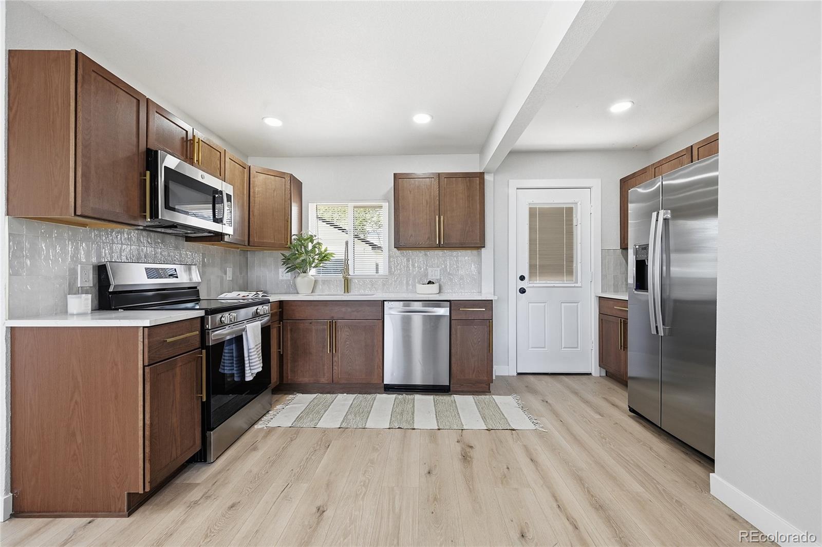 1965 S Hooker Circle