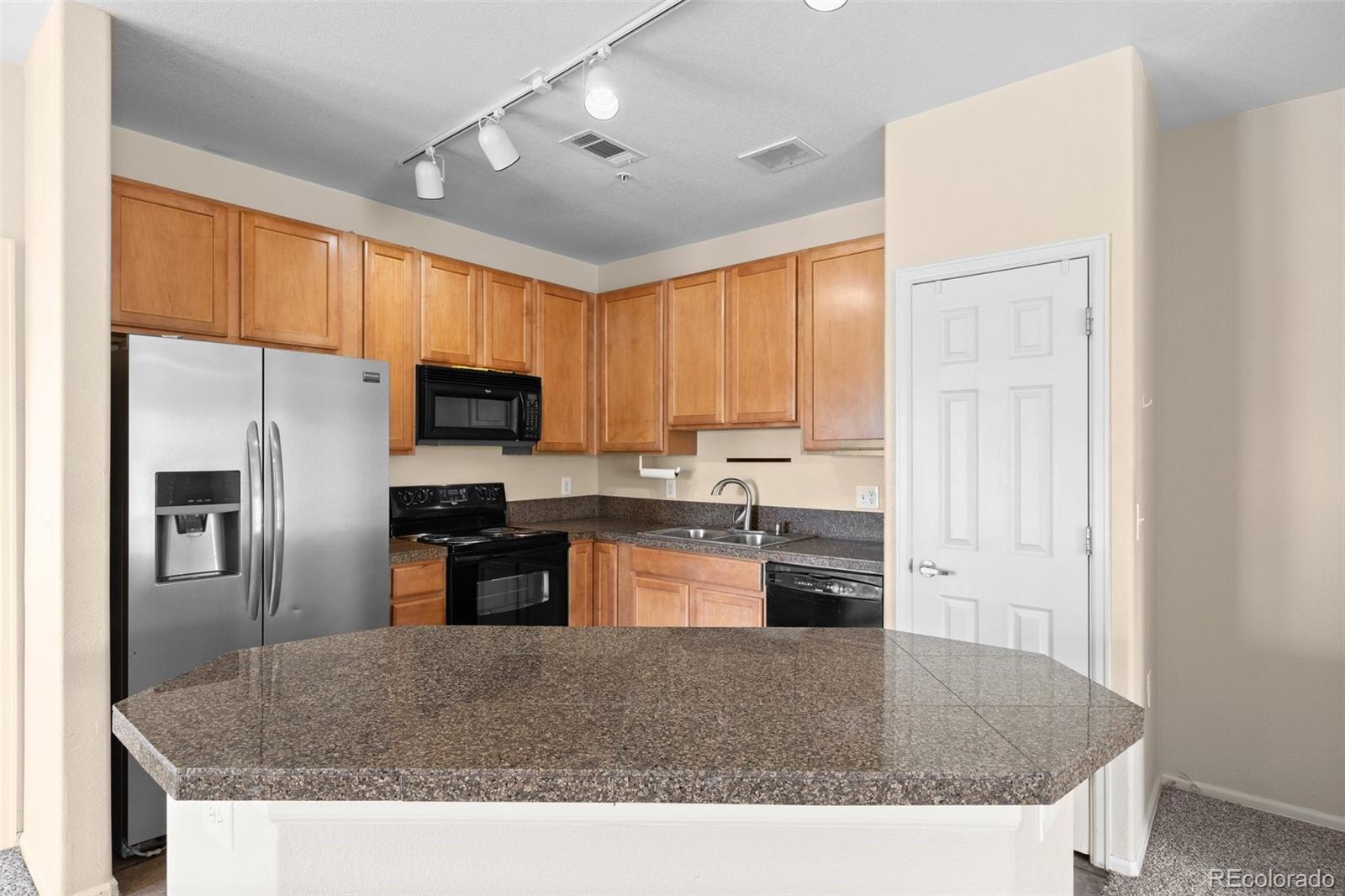 2662 S Cathay Way Unit: 110