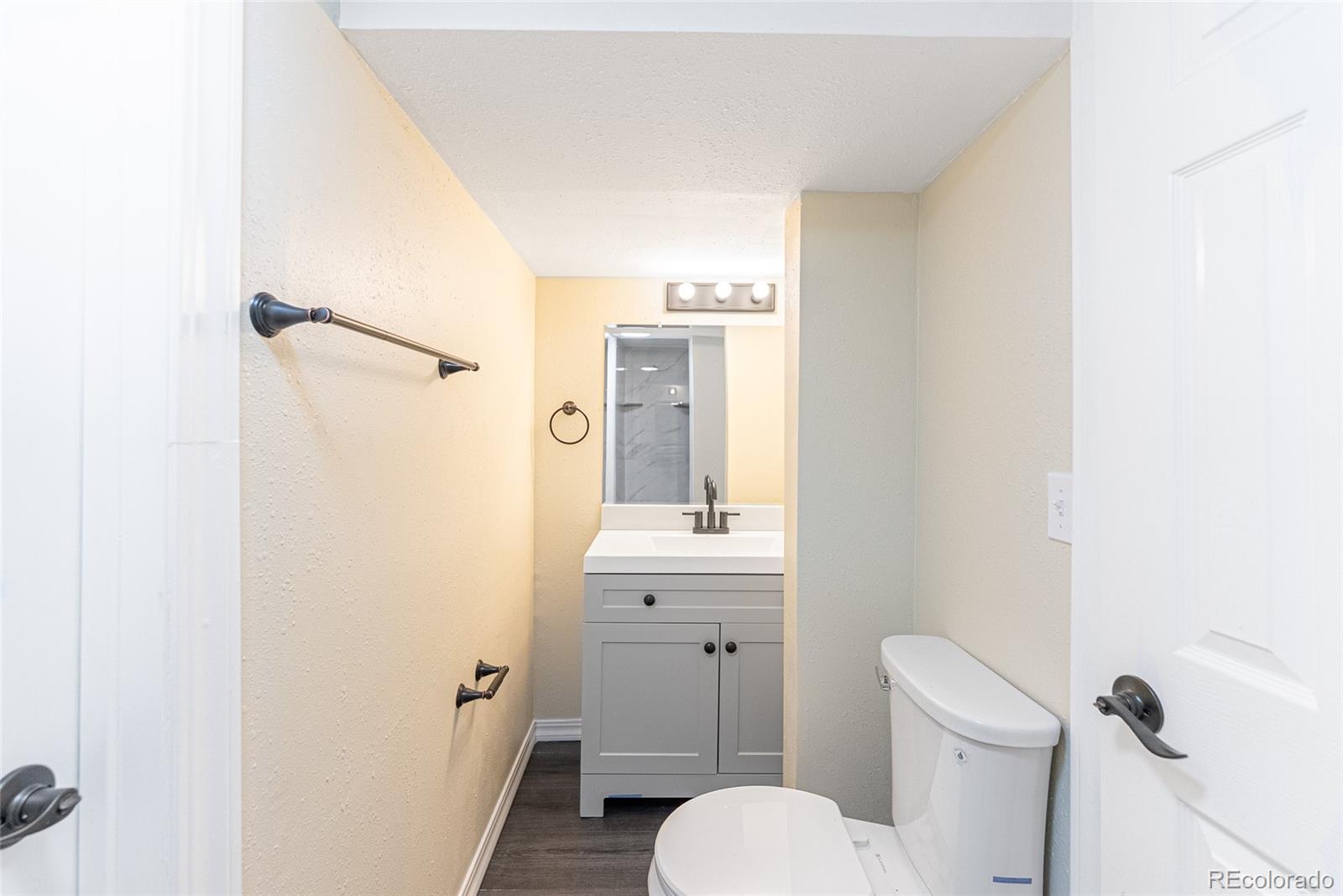 3608 W Radcliff Avenue